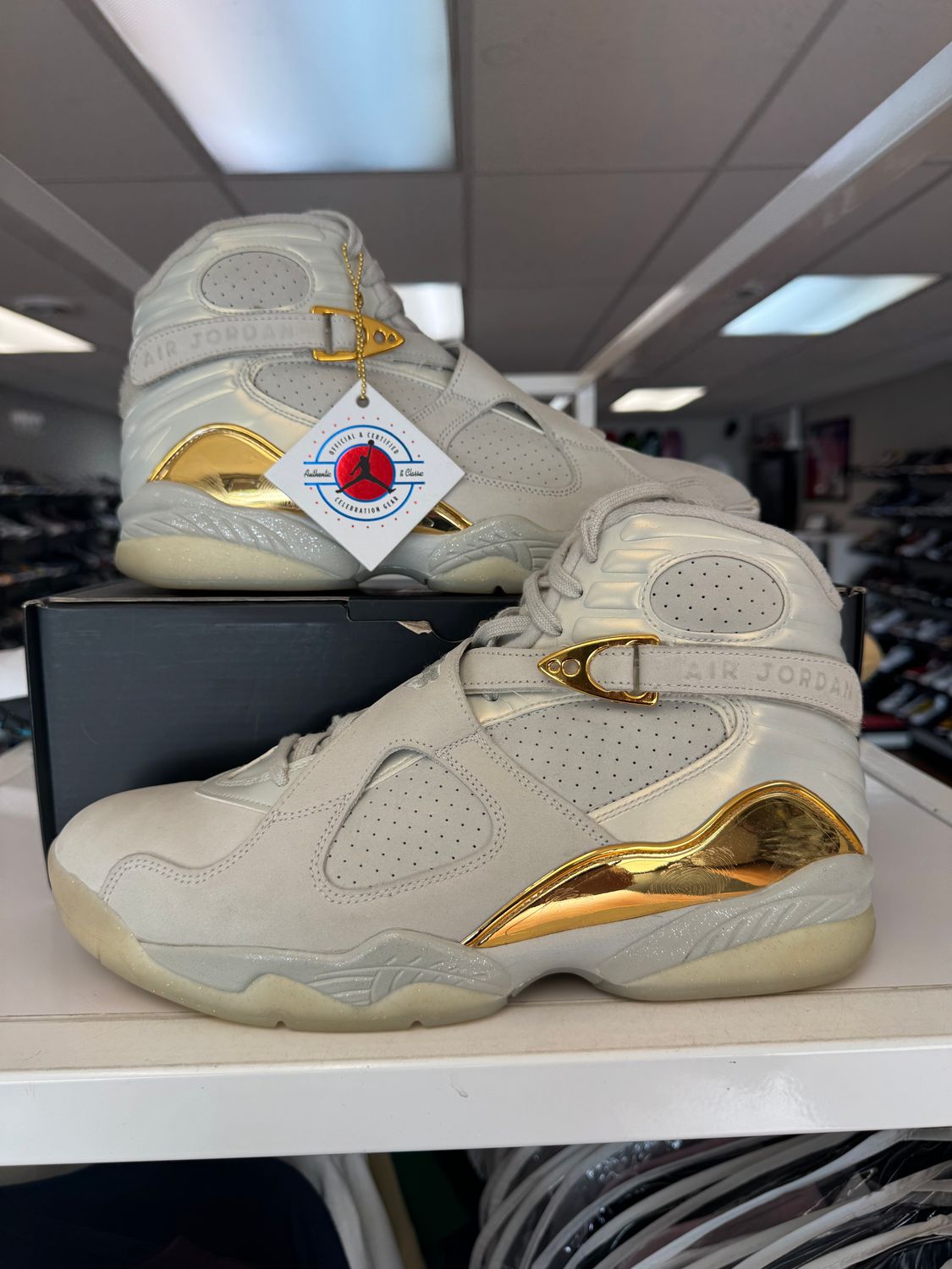 PO AIR JORDAN 8 CHAMPAGNE SIZE 11