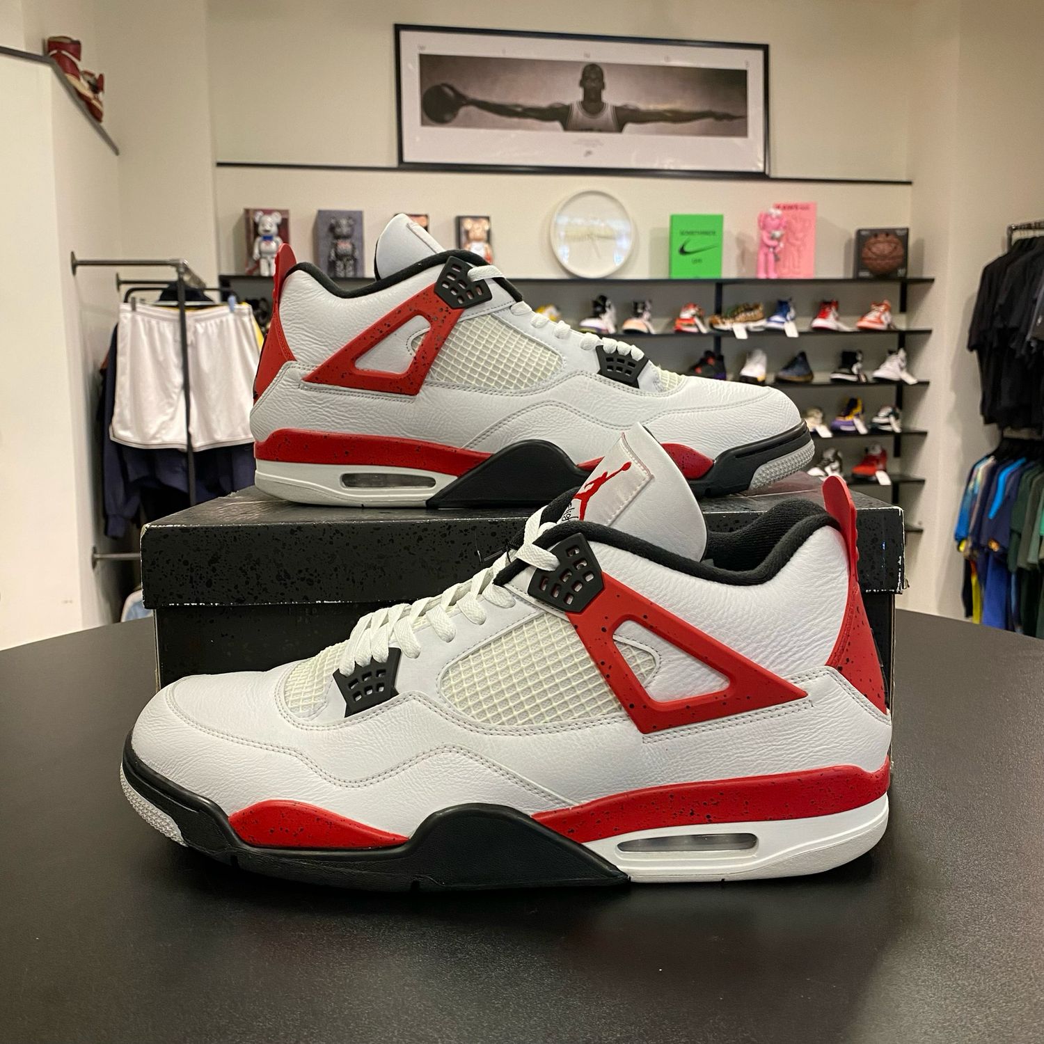 PO AIR JORDAN 4 RED CEMENT SIZE 17