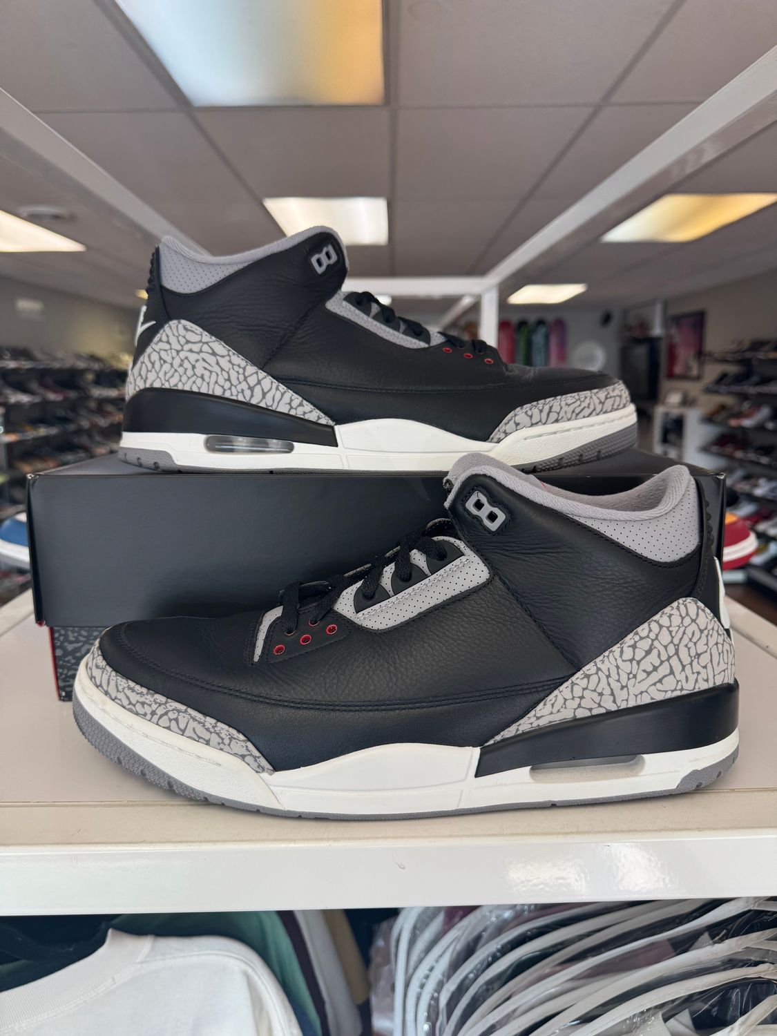 PO AIR JORDAN 3 BLACK CEMENT (2024) SIZE 13