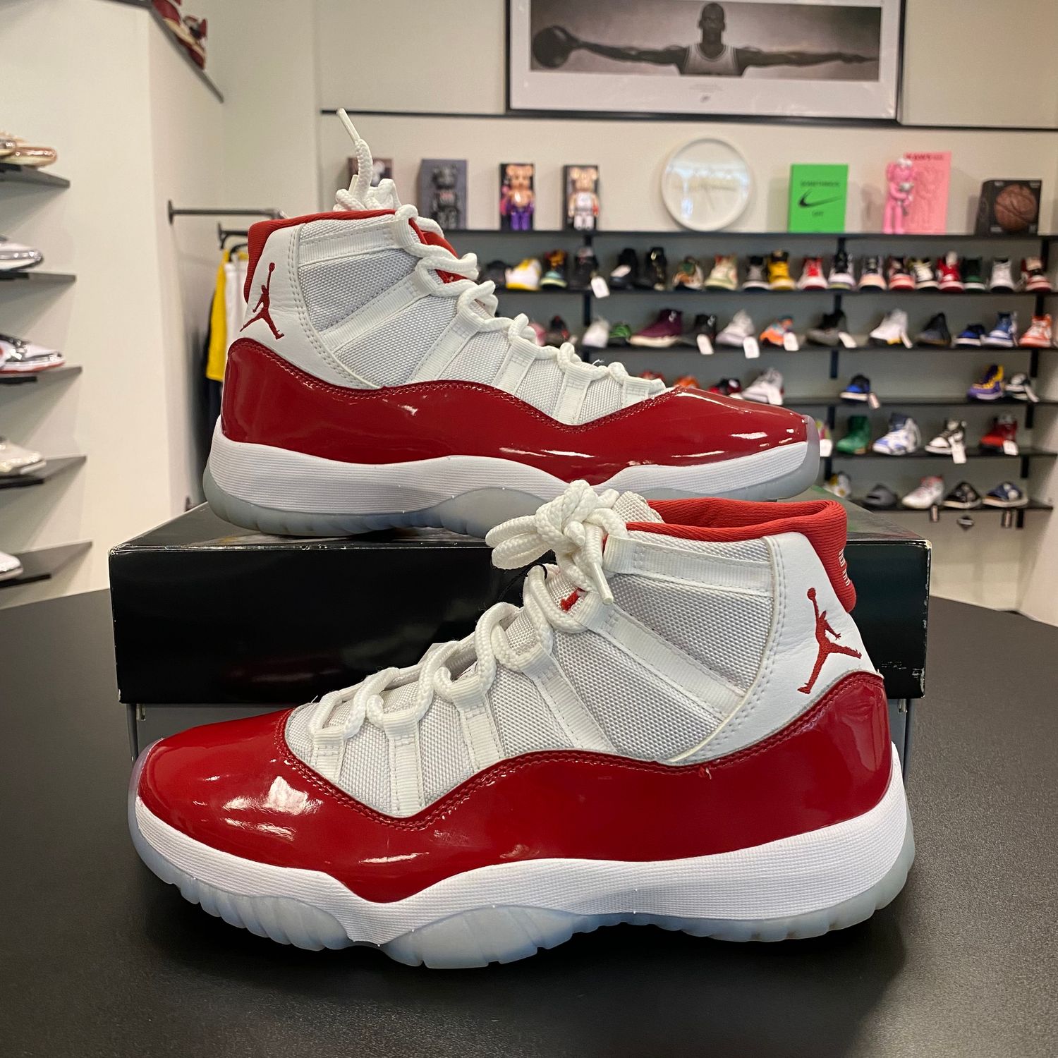PO2 AIR JORDAN 11 CHERRY SIZE 9