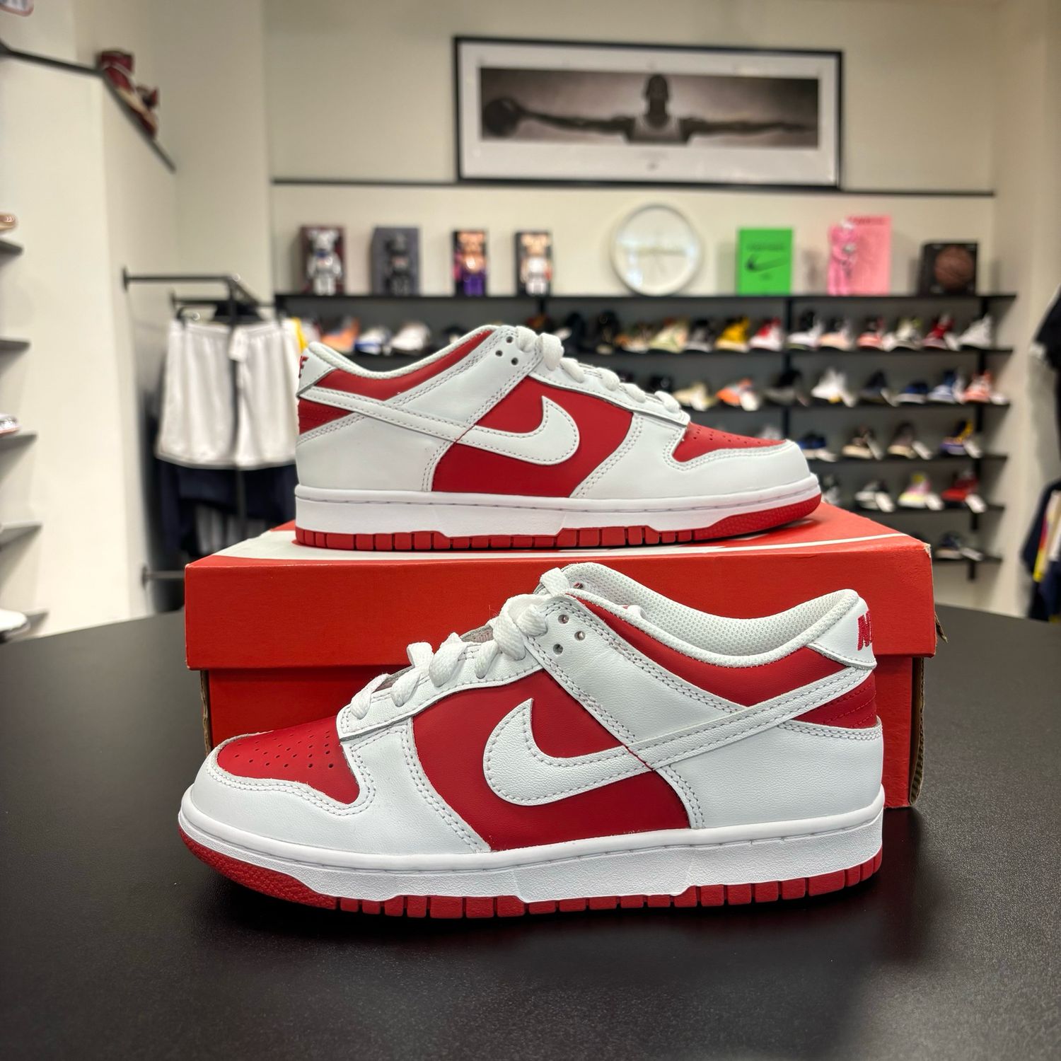 NEW WITH FLAWS NIKE DUNK LOW CHAMPIONSHIP RED SIZE 6Y