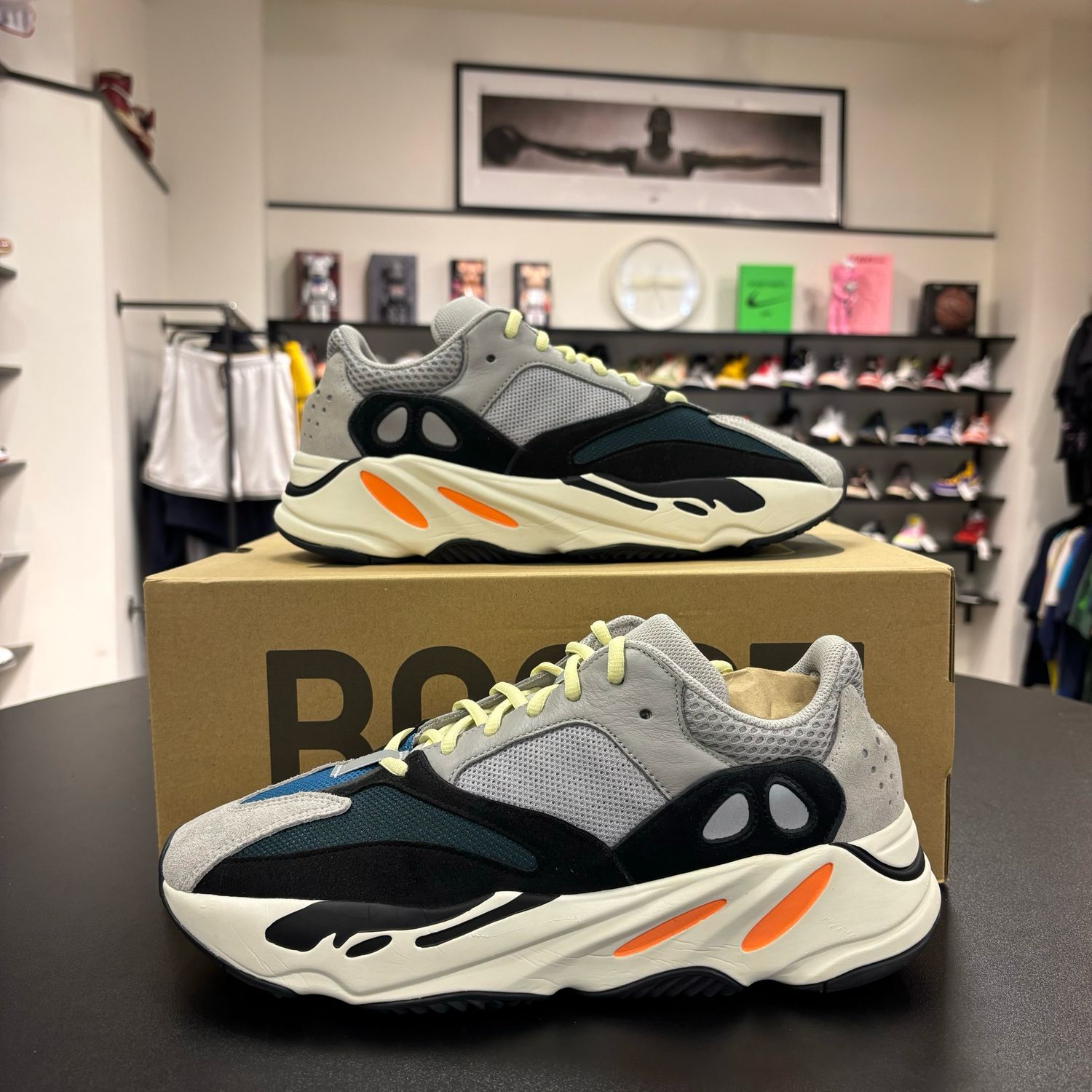 PO ADIDAS YEEZY 700 WAVERUNNER SIZE 11