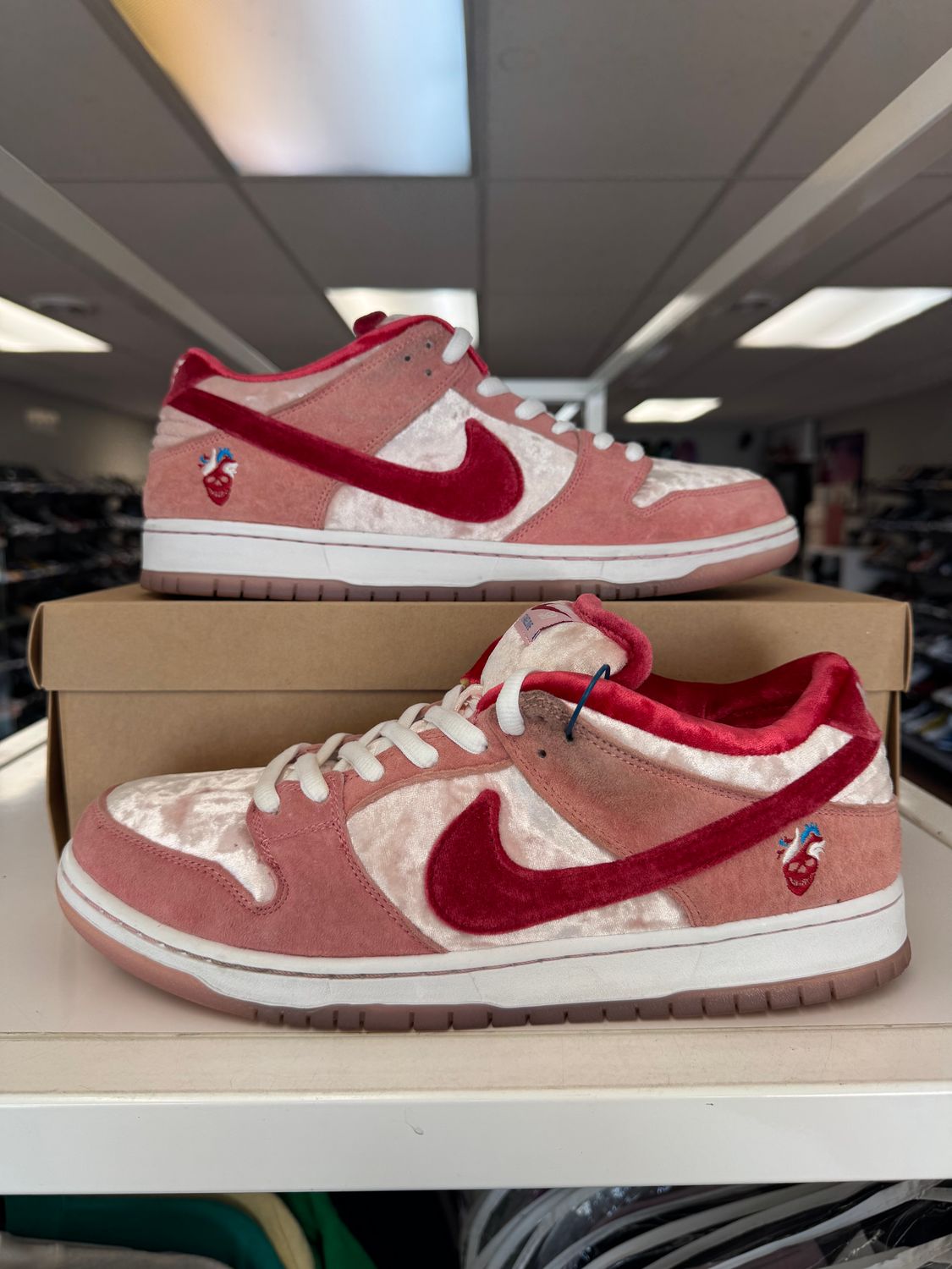 PO NIKE SB DUNK LOW STRANGELOVE SKATEBOARDS SIZE 12
