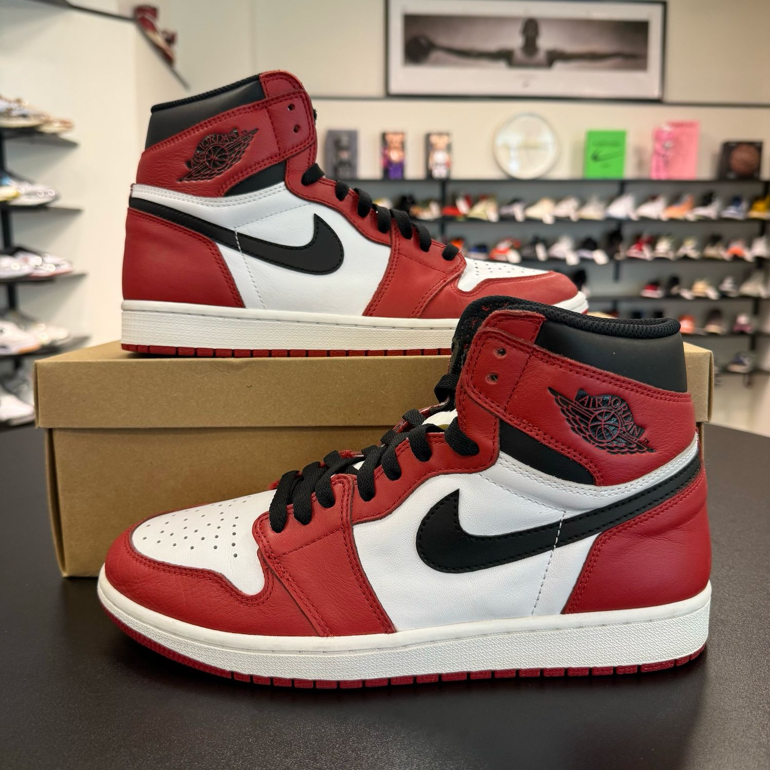 PO NB AIR JORDAN 1 RETRO HIGH OG CHICAGO (2015) SIZE 10