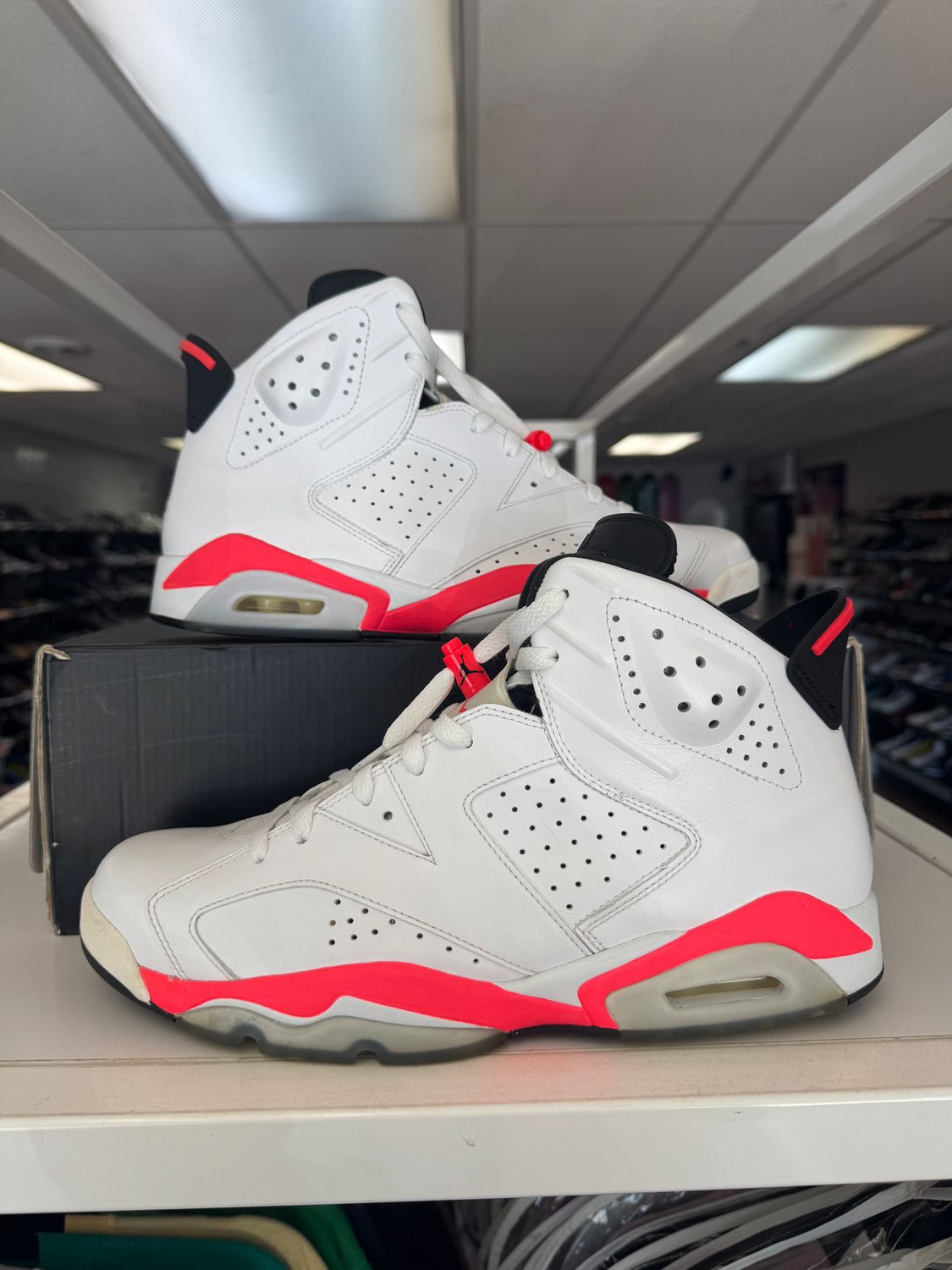 PO AIR JORDAN 6 INFRARED WHITE (2014)  SIZE 11.5