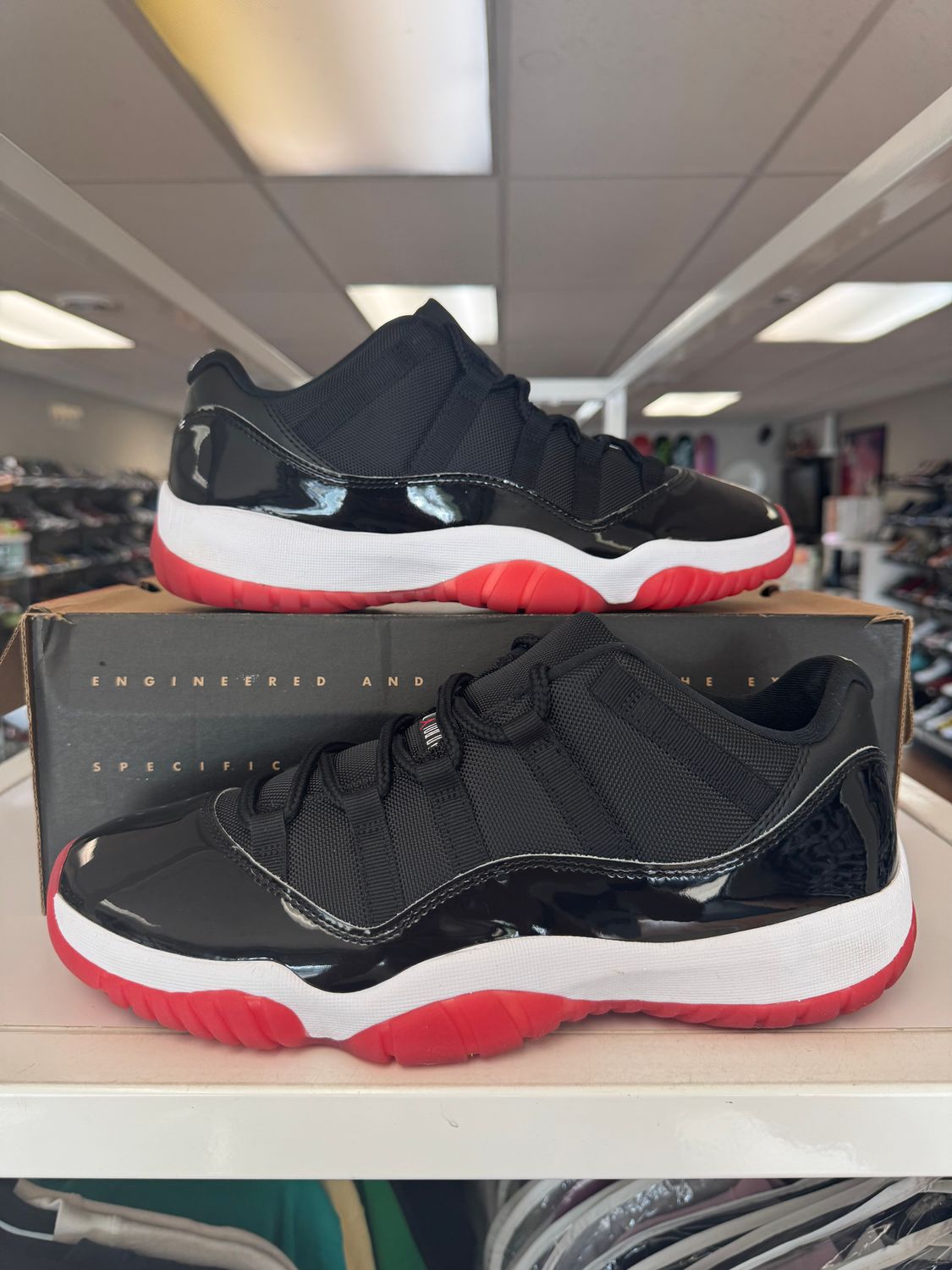 PO AIR JORDAN 11 RETRO LOW BRED (2025) SIZE 12