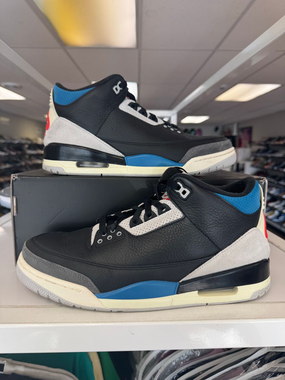 PO AIR JORDAN 3 RETRO OG RARE AIR SIZE 11