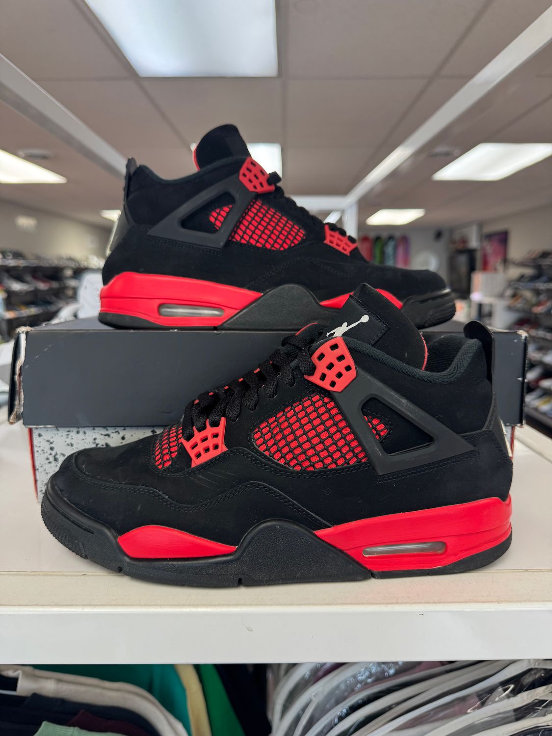 PO AIR JORDAN 4 RETRO RED THUNDER SIZE 8