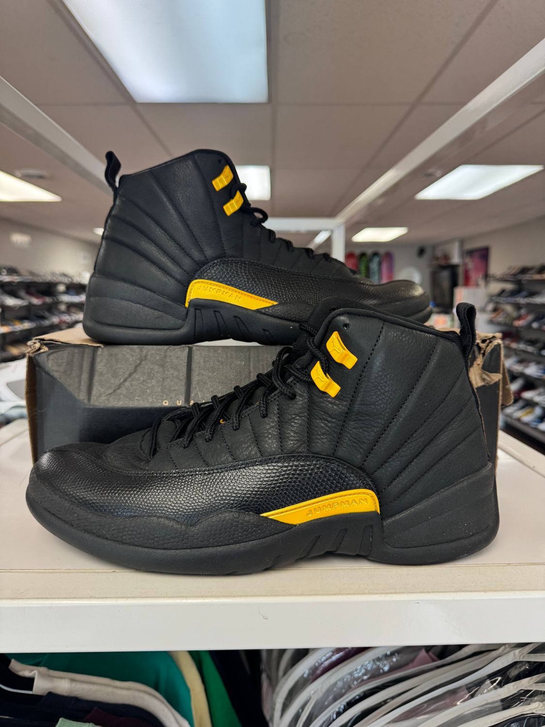 PO2 AIR JORDAN 12 BLACK TAXI SIZE 12