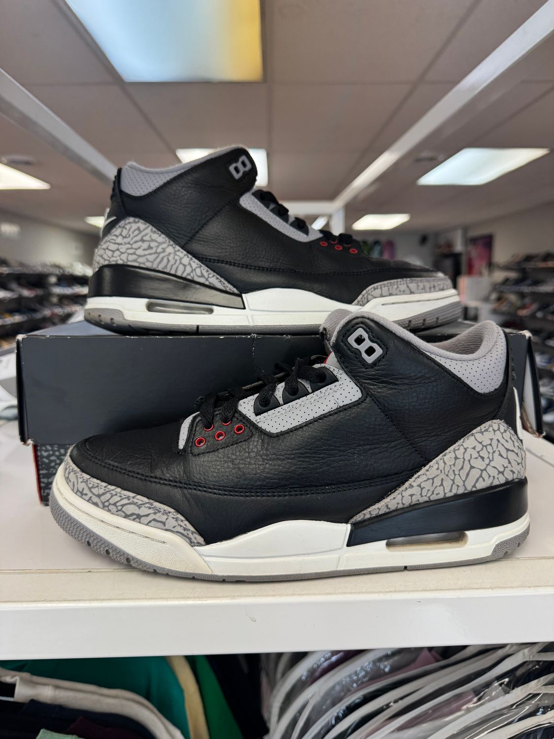 PO AIR JORDAN 3 BLACK CEMENT (2024) SIZE 9