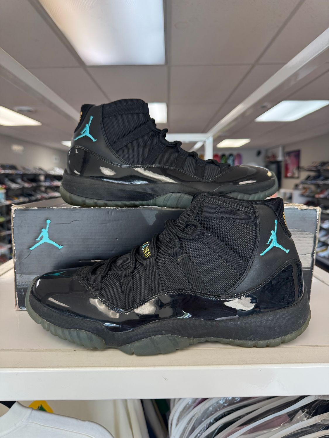 PO AIR JORDAN 11 RETRO GAMMA BLUE SIZE 11