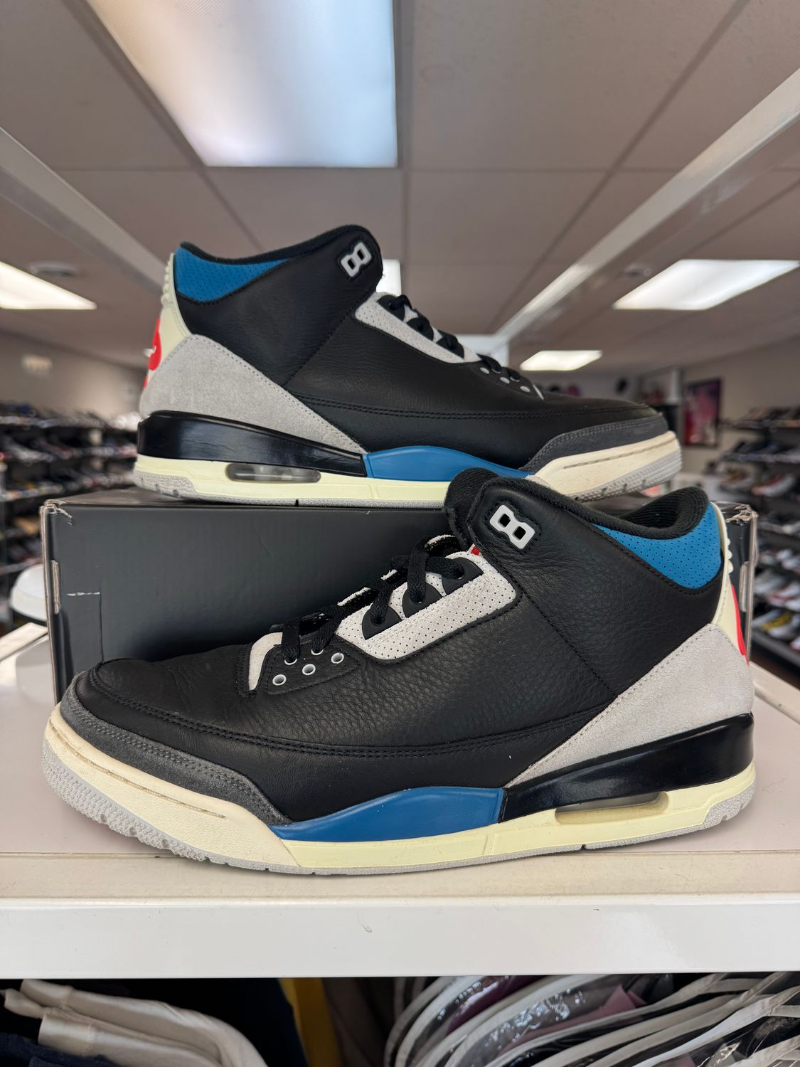 PO AIR JORDAN 3 RETRO OG RARE AIR SIZE 13