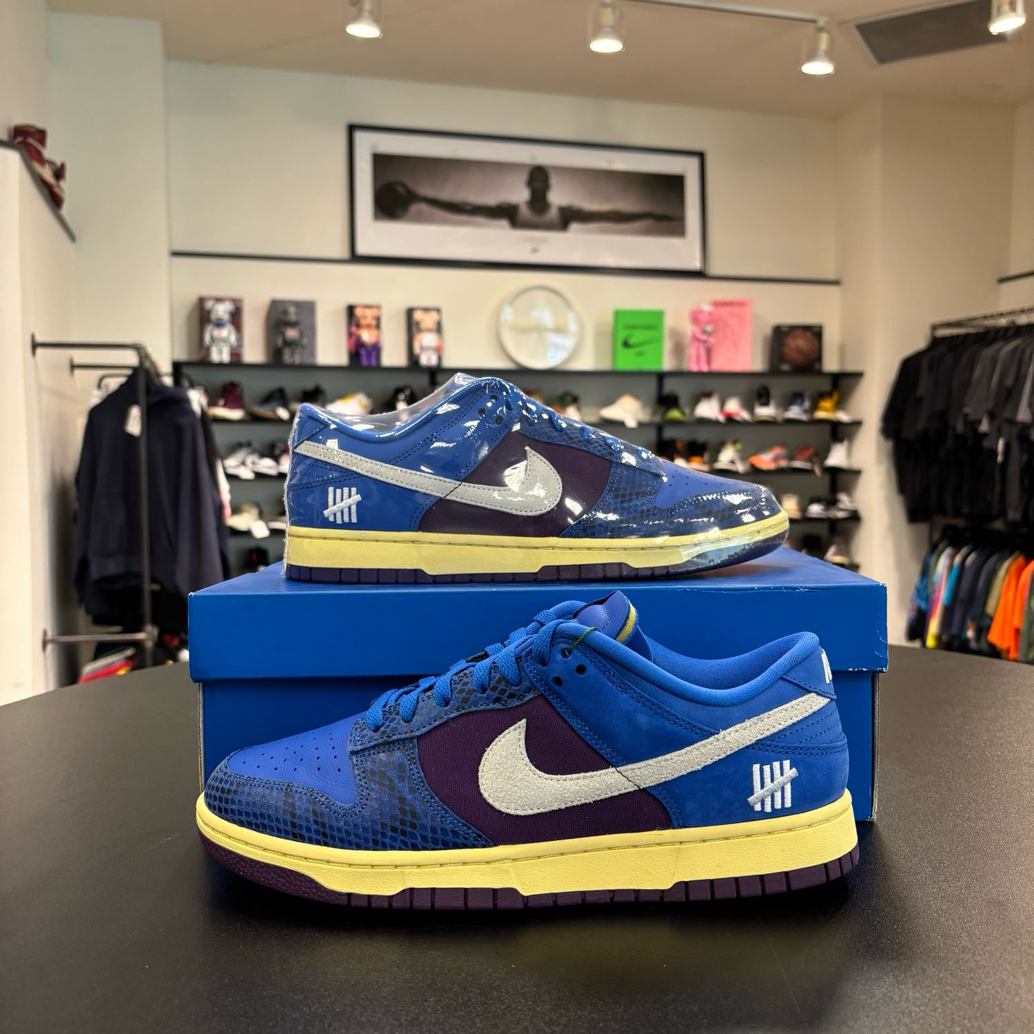 NEW NIKE DUNK LOW UNDEFEATED 5 ON IT DUNK VS AF1