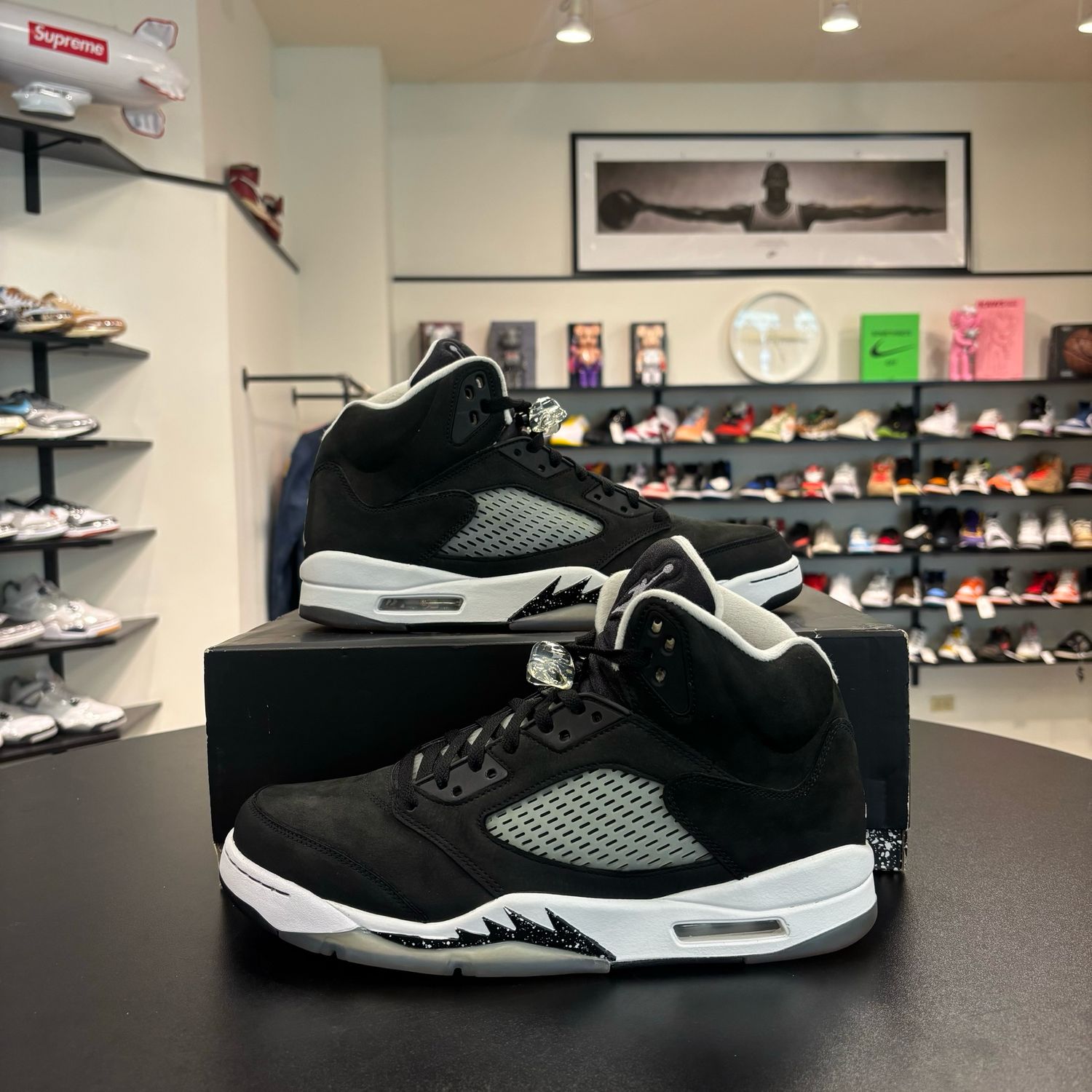 PO AIR JORDAN 5 MOONLIGHT SIZE 12