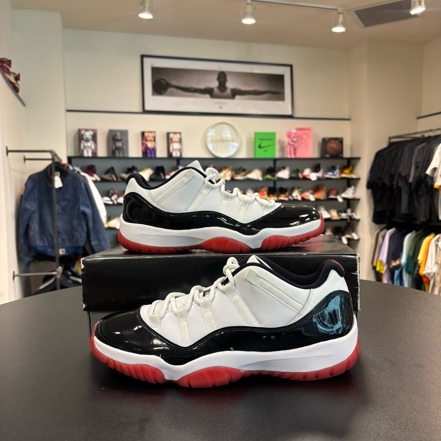 PO AIR JORDAN 11 LOW CONCORD BRED SIZE 12