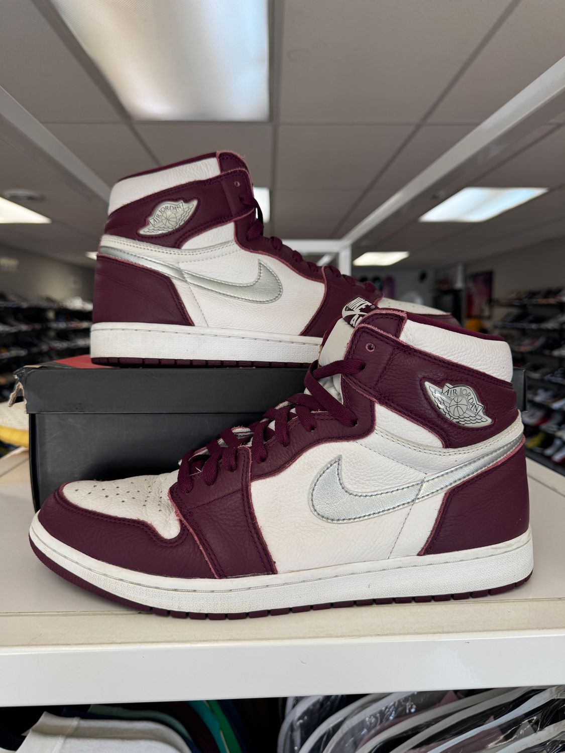 PO AIR JORDAN 1 BORDEAUX SIZE 13