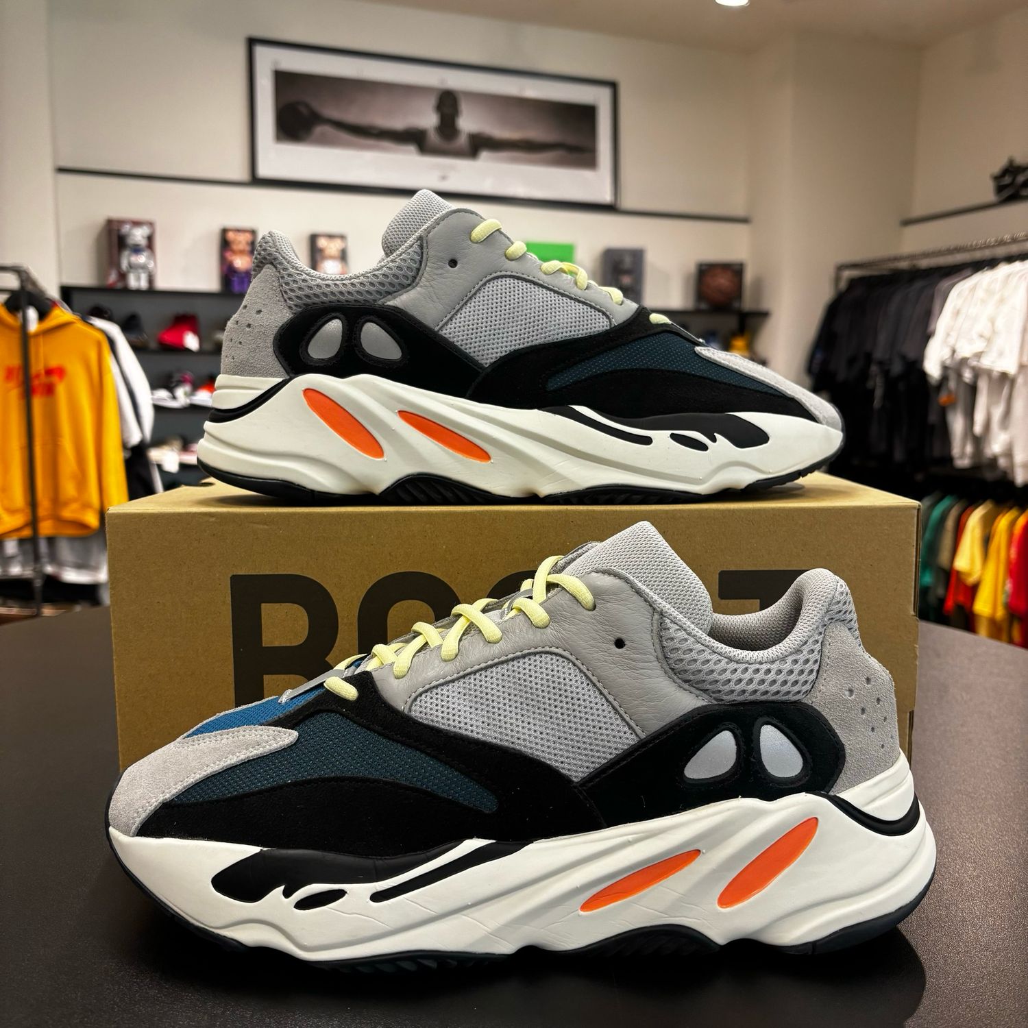 PO2 ADIDAS YEEZY 700 WAVE RUNNER SIZE 12