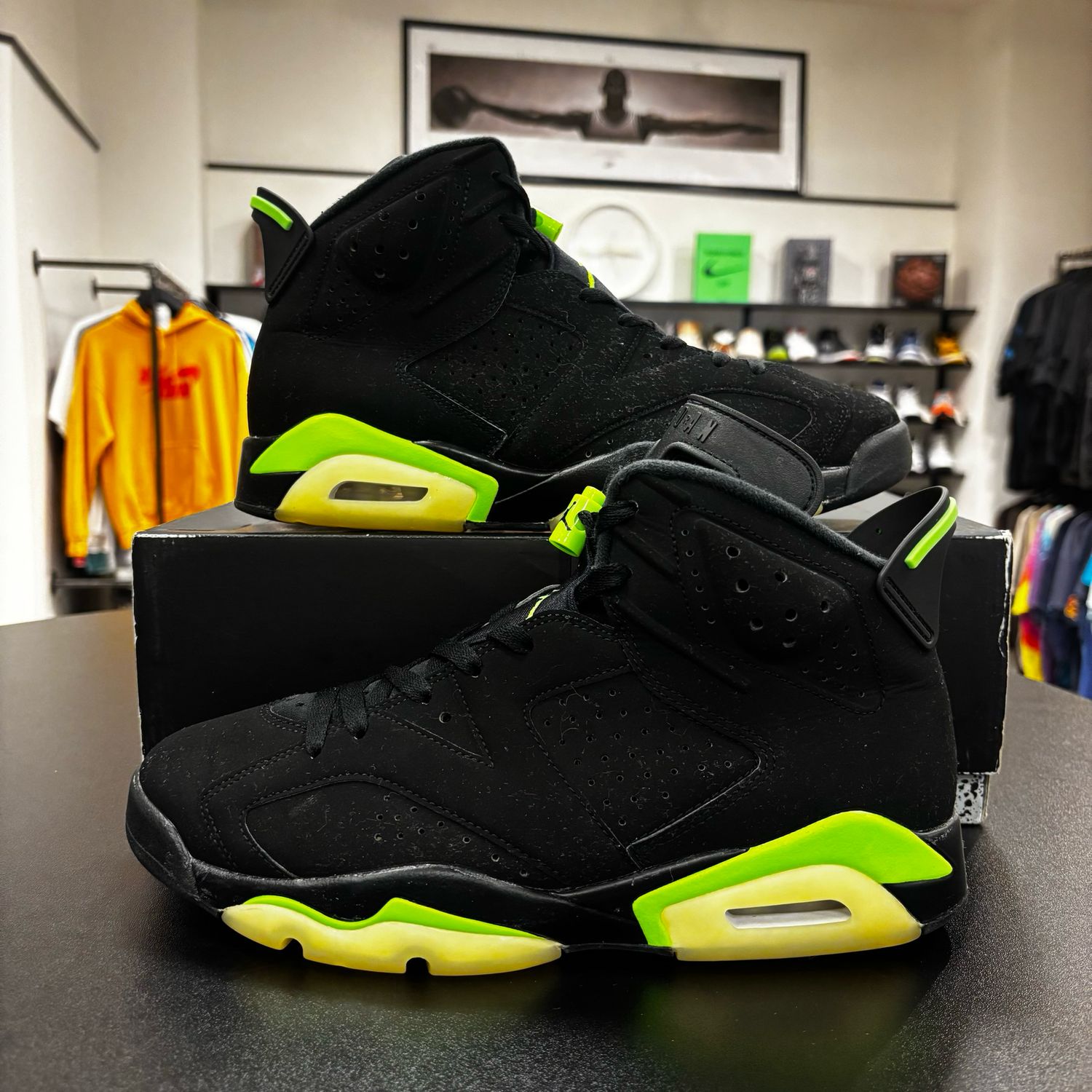 PO AIR JORDAN 6 ELECTRIC GREEN SIZE 10