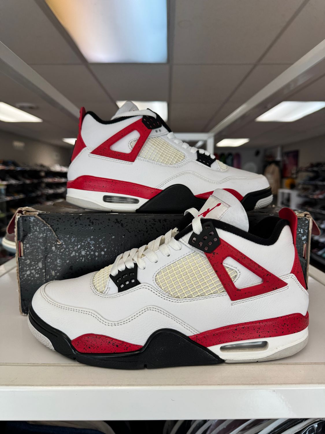 PO AIR JORDAN 4 RETRO RED CEMENT SIZE 9.5