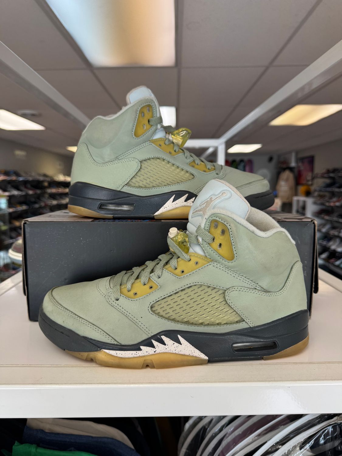 PO AIR JORDAN 5 RETRO JADE HORIZON SIZE 9