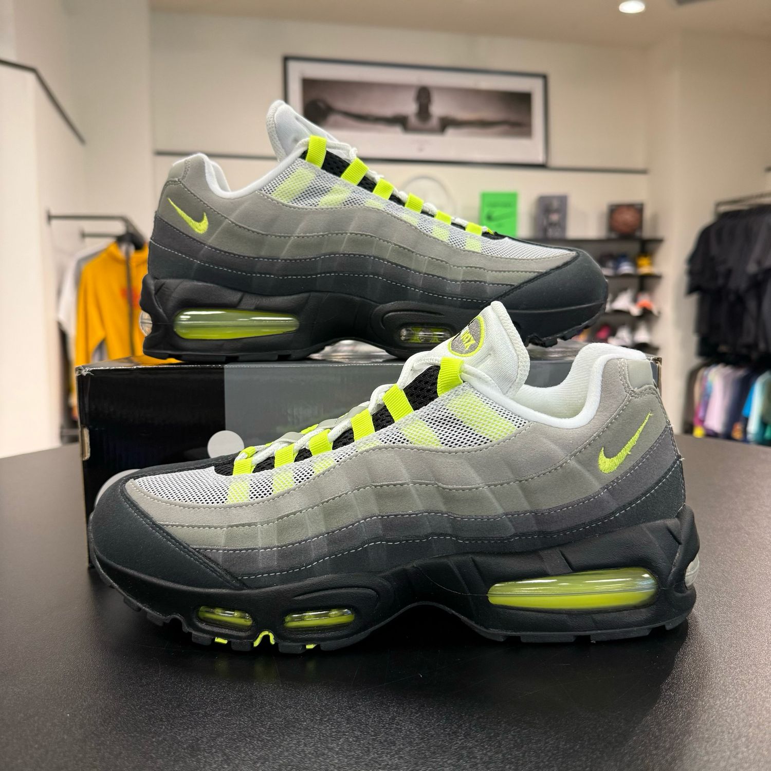 NEW NIKE AIR MAX 95 OG BIG BUBBLE NEON (2025)