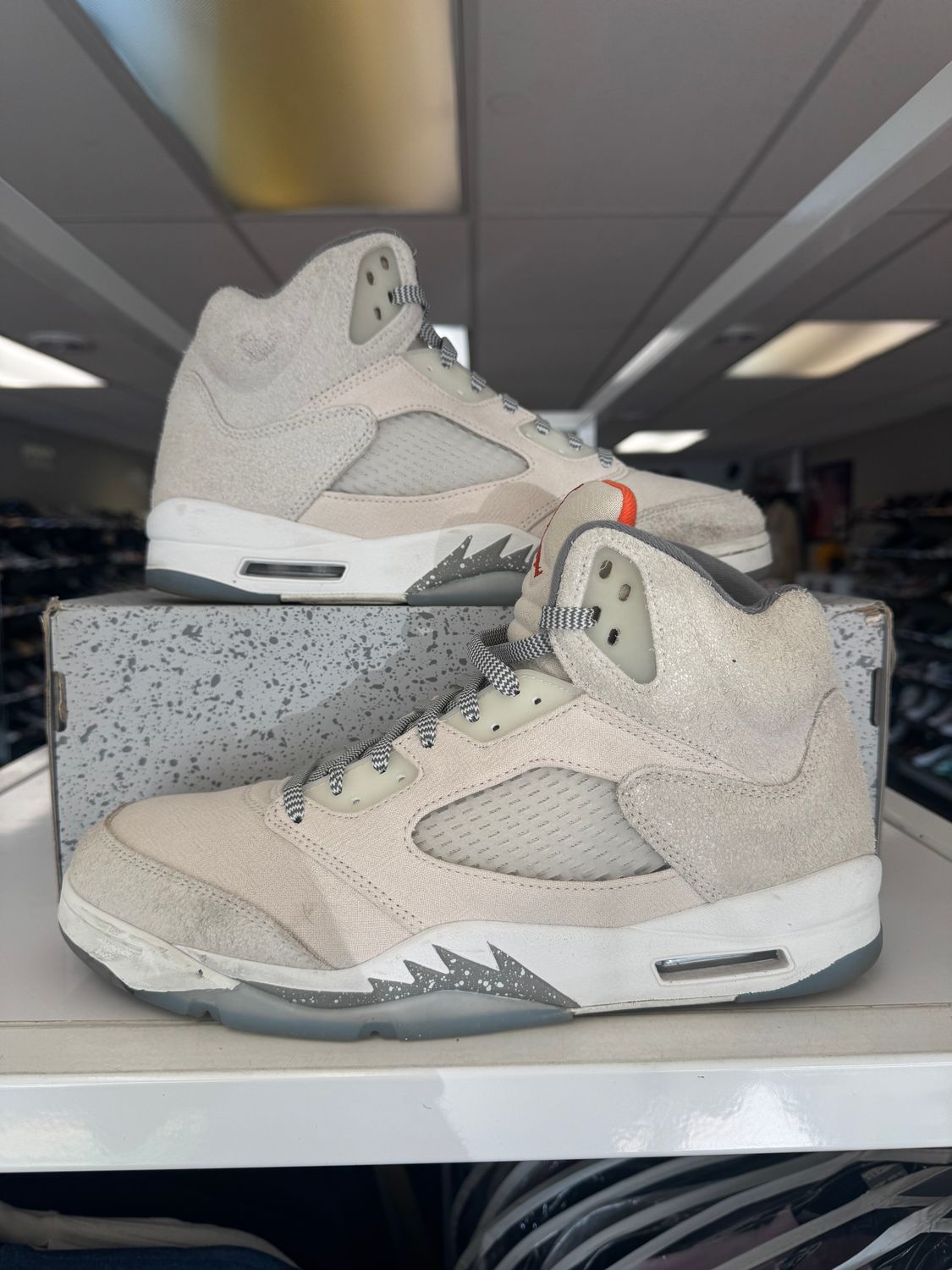 PO AIR JORDAN 5 RETRO SE CRAFT LIGHT OREWOOD BROWN SIZE 11.5