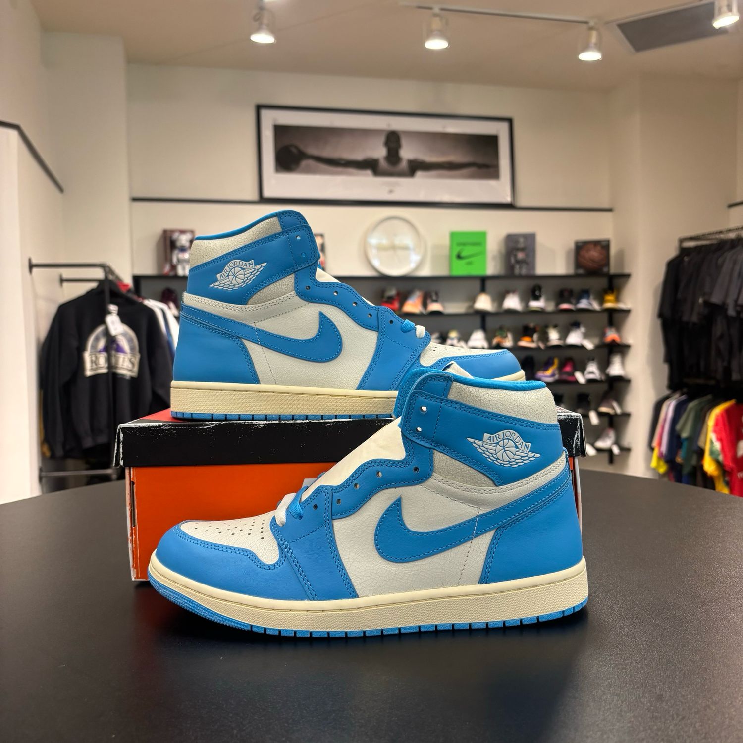 NEW AIR JORDAN 1 RETRO HIGH OG UNC REIMAGINED