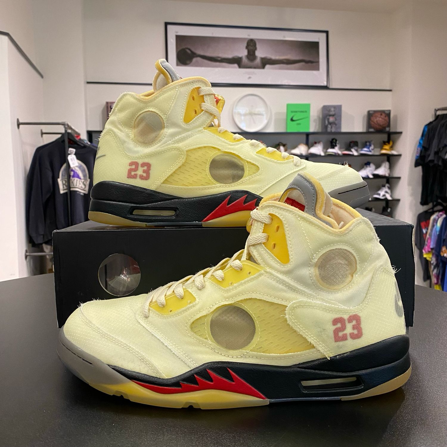 PO AIR JORDAN 5 RETRO OFF-WHITE SAIL SIZE 13
