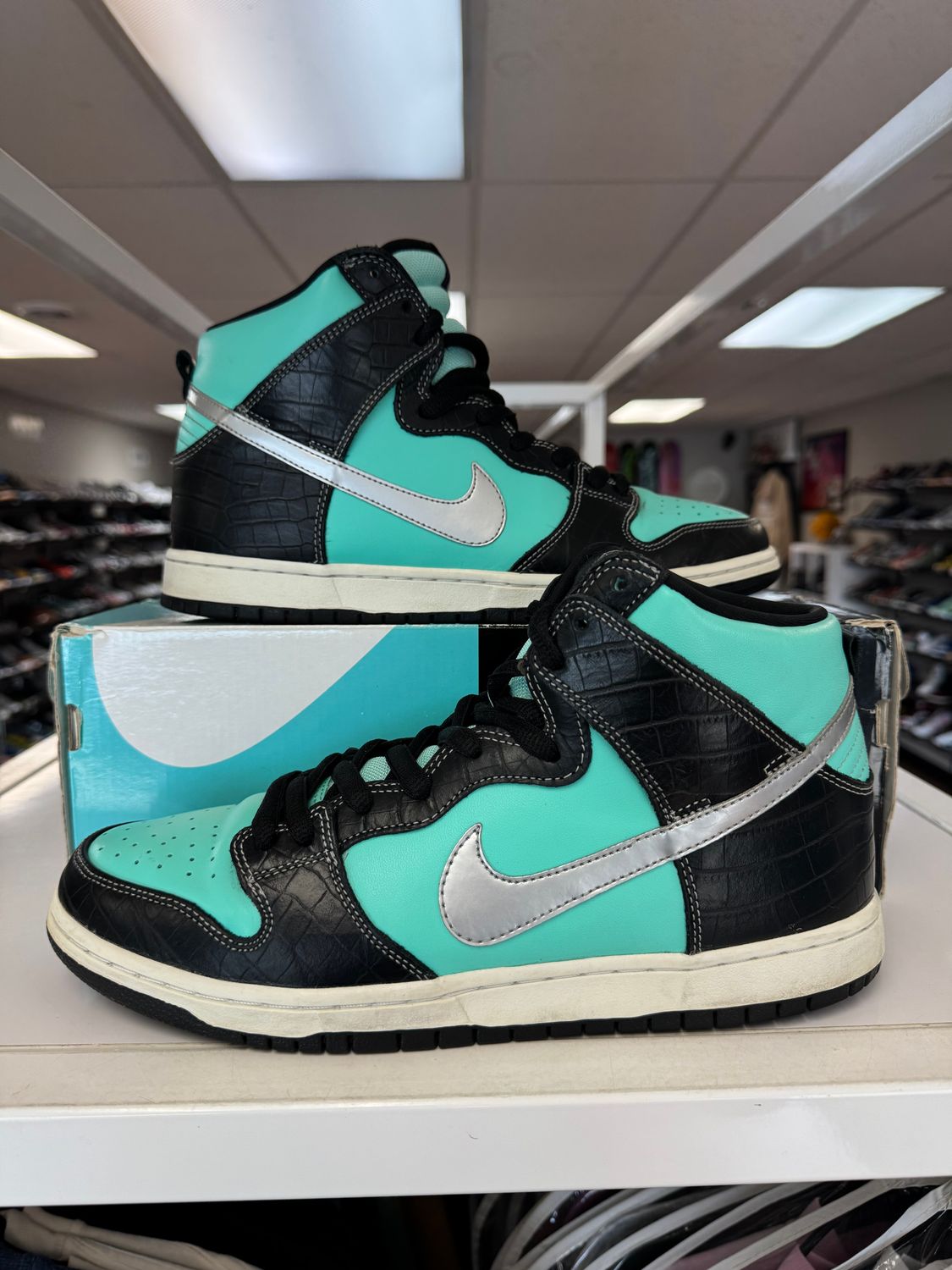 PO2 NIKE DUNK HIGH SB TIFFANY SIZE 11