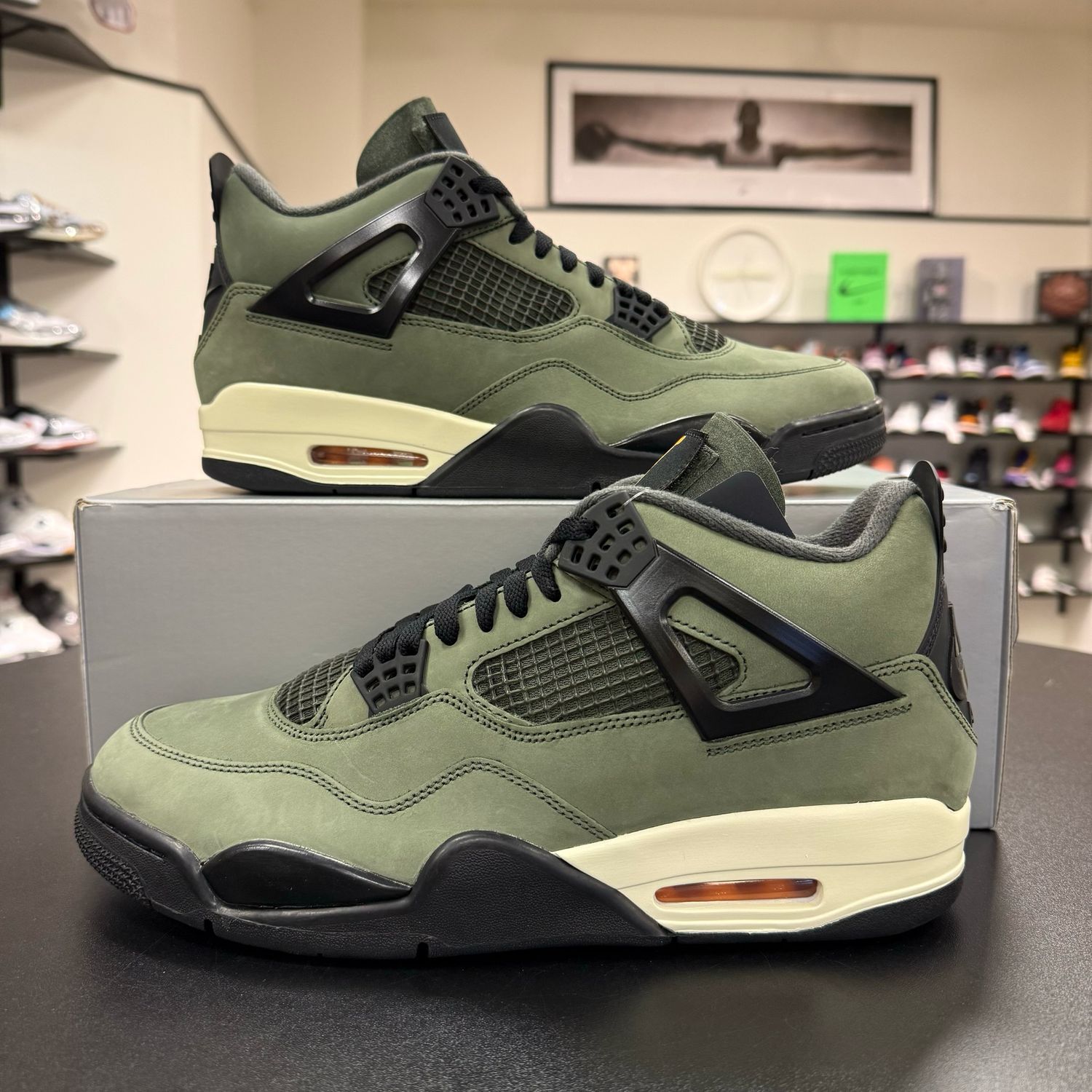 NEW AIR JORDAN 4 RETRO OG SP UNDEFEATED (2025)