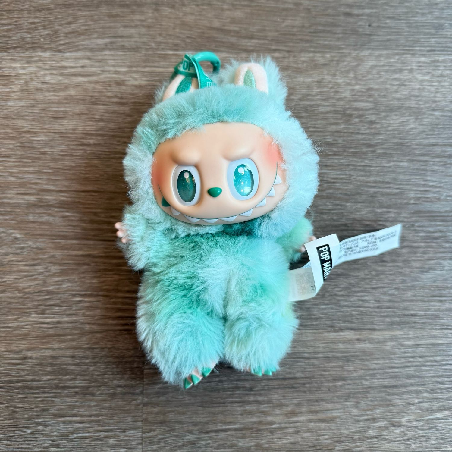PO BIG INTO ENERGY POPMART LABUBU SERENITY (GREEN)
