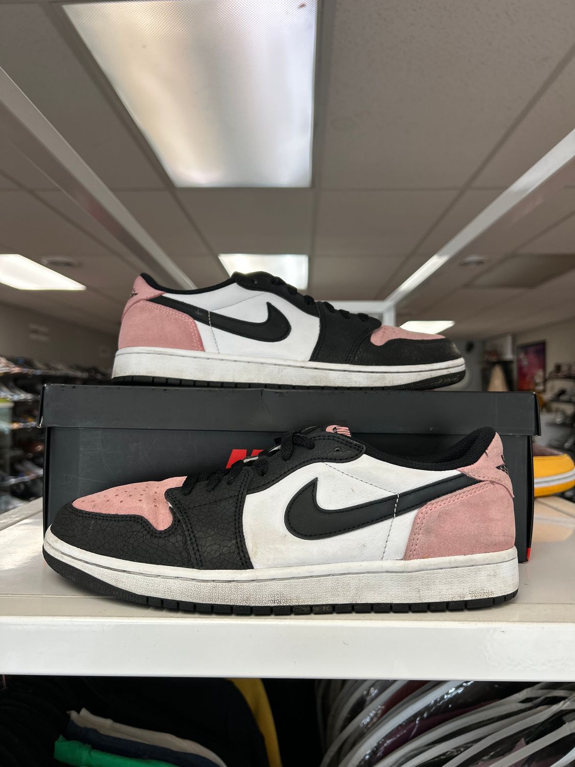 PO AIR JORDAN 1 LOW OG BLEACHED CORAL SIZE 10.5