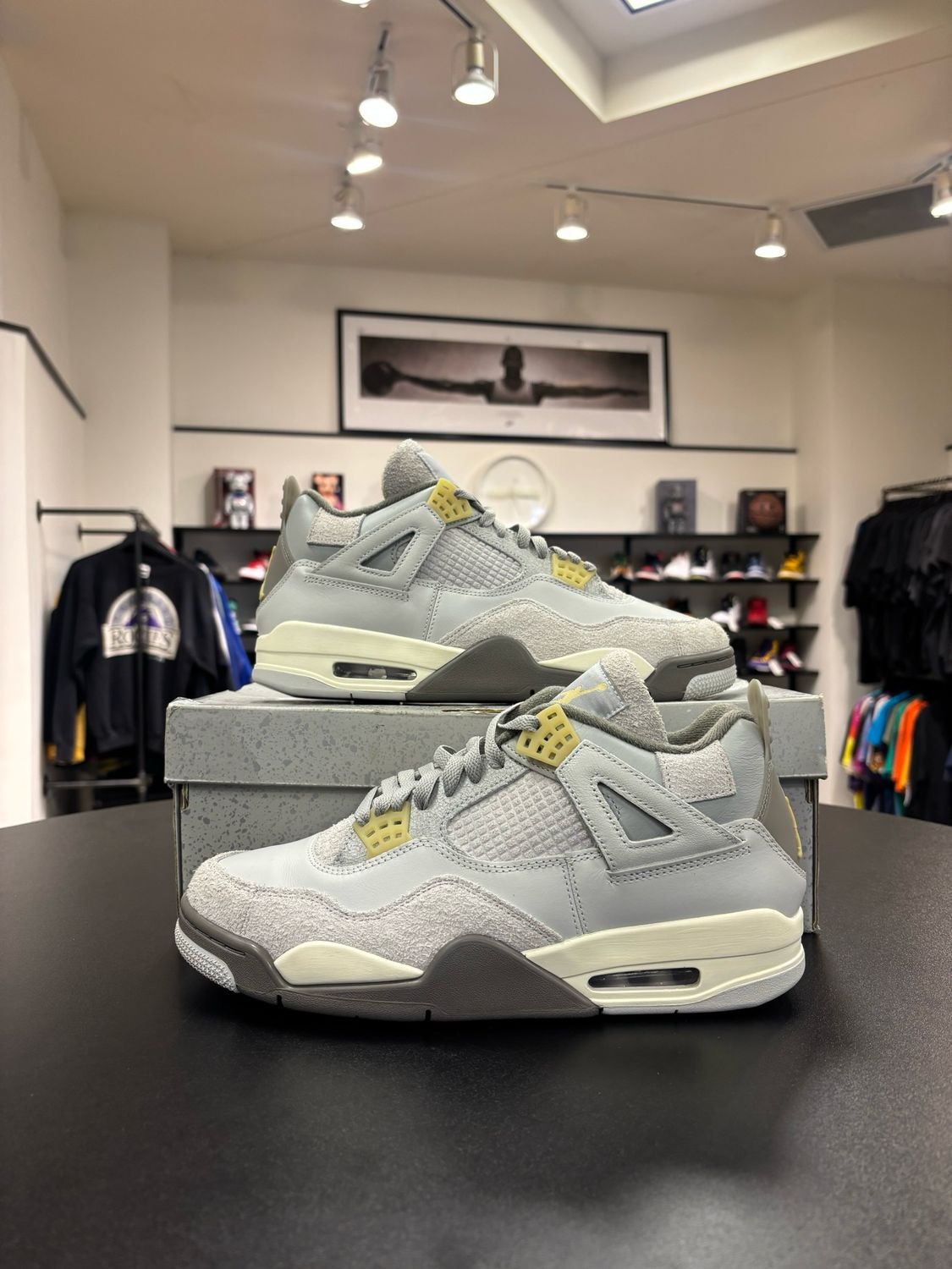 PO AIR JORDAN 4 CRAFT PHOTON DUST SIZE 10.5