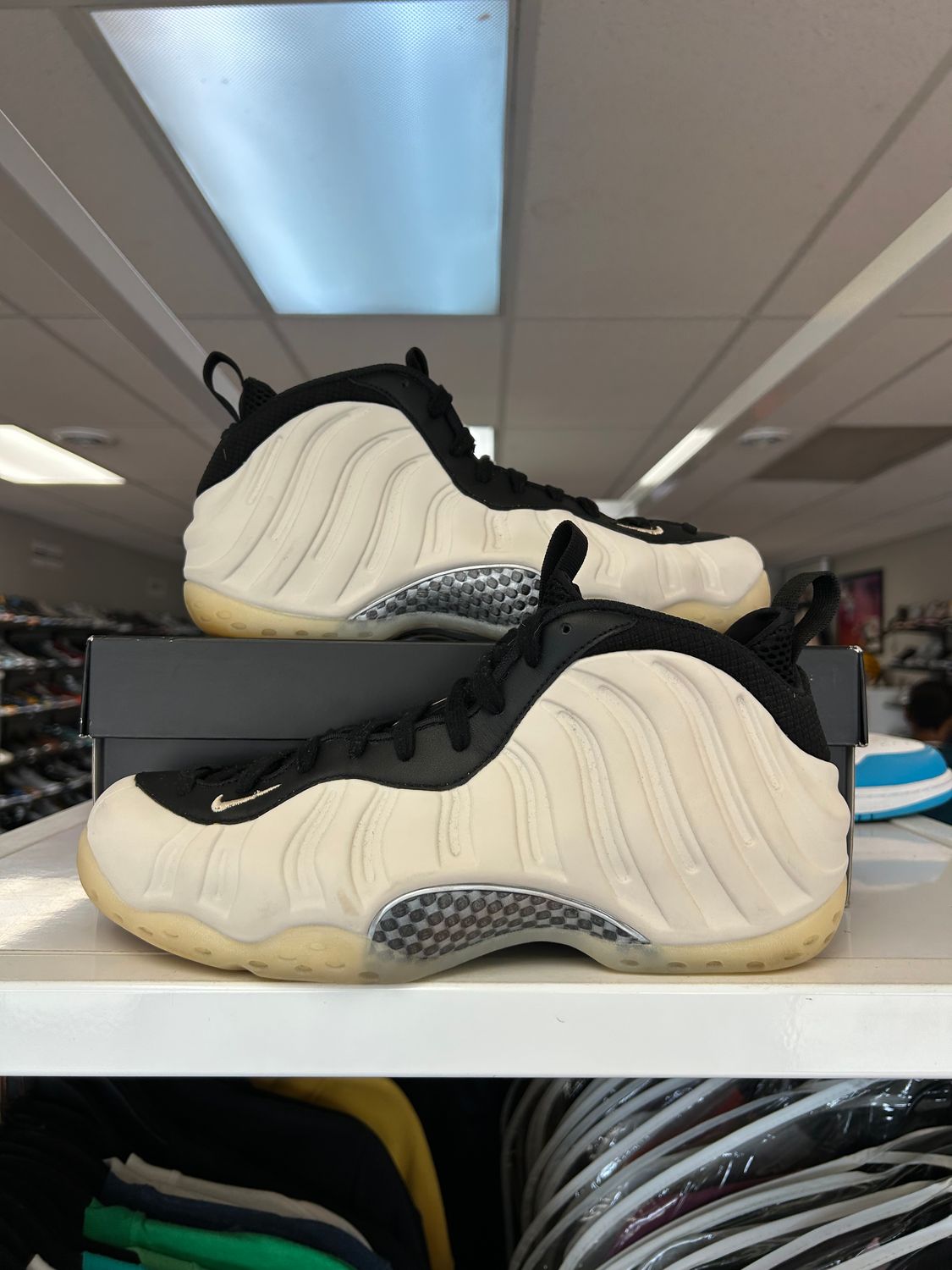 PO NIKE AIR FOAMPOSITE ONE LIGHT OREWOOD BROWN SIZE 9