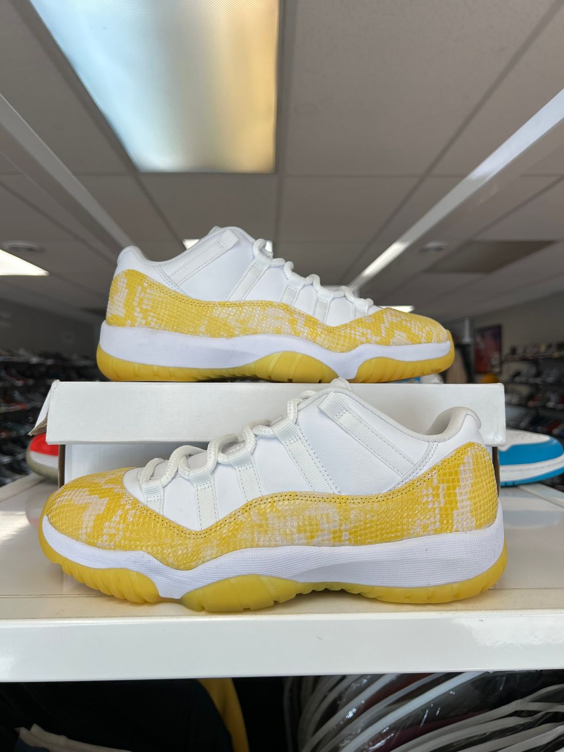 PO AIR JORDAN 11 RETRO LOW YELLOW SNAKESKIN (WOMENS) SIZE 9W