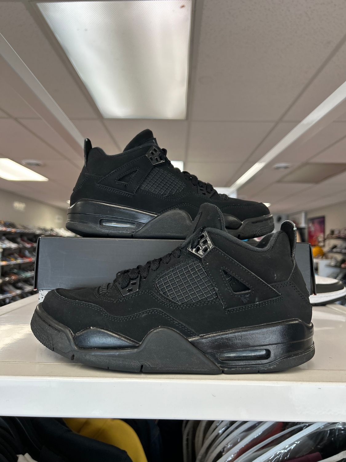 PO AIR JORDAN 4 RETRO BLACK CAT (2020) (GS) SIZE 7Y