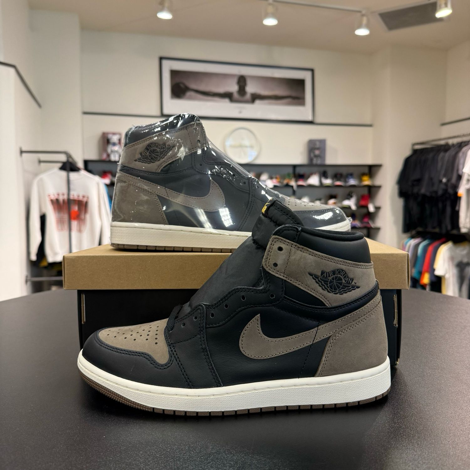 NEW AIR JORDAN 1 PALOMINO SIZE 9.5 (OG BOX HAS NO LID)