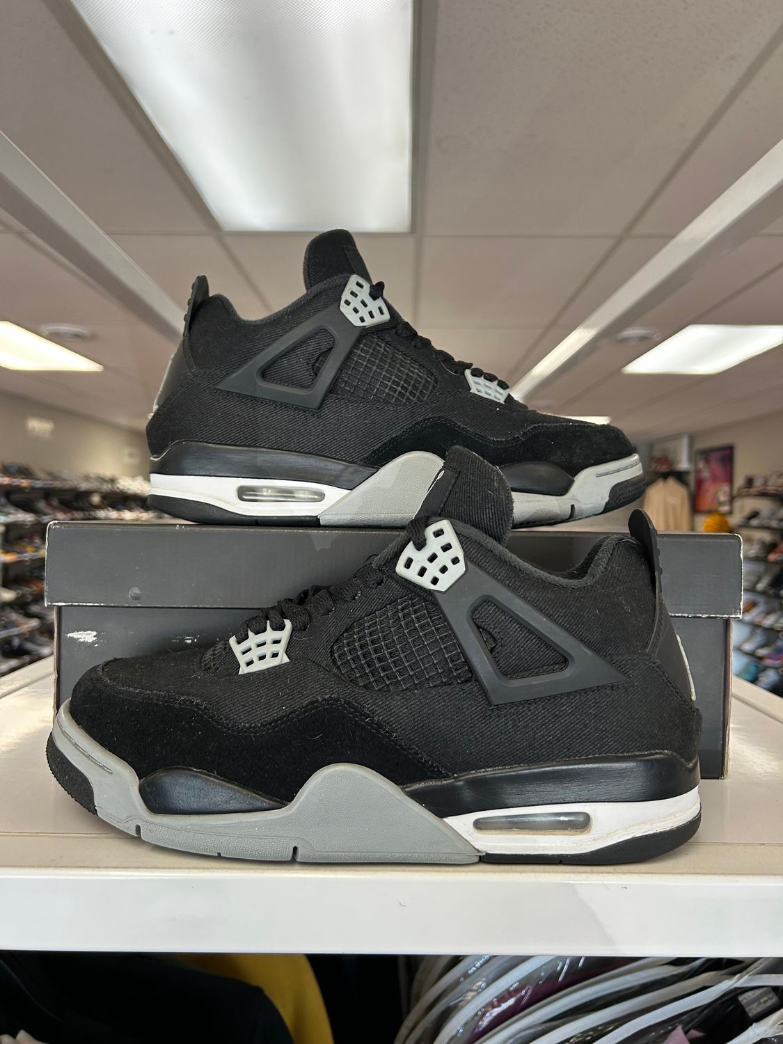 PO2 AIR JORDAN 4 RETRO SE BLACK CANVAS SIZE 9.5