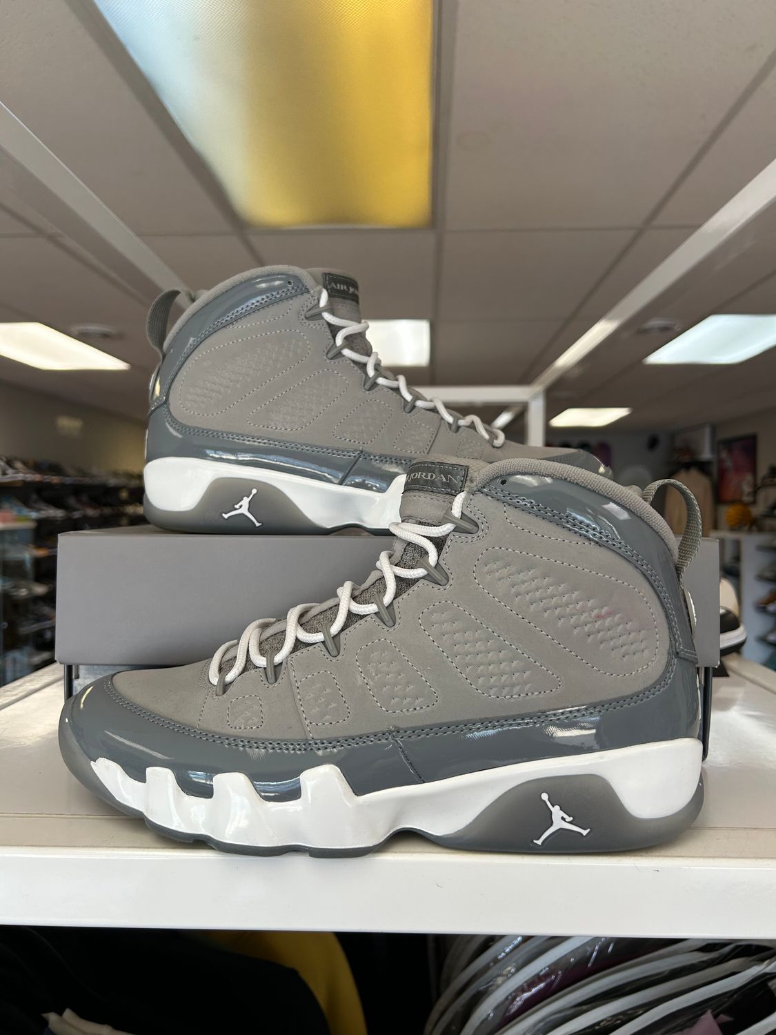 PO AIR JORDAN 9 RETRO COOL GREY (2025) SIZE 8.5
