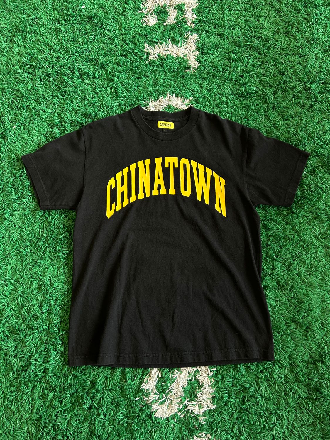 PO CHINATOWN BLACK/YELLOW TEE SIZE L
