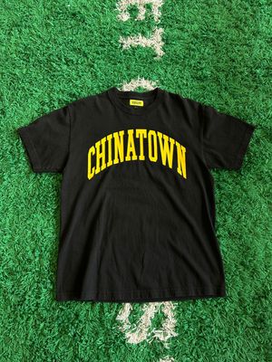 PO CHINATOWN BLACK/YELLOW TEE SIZE L