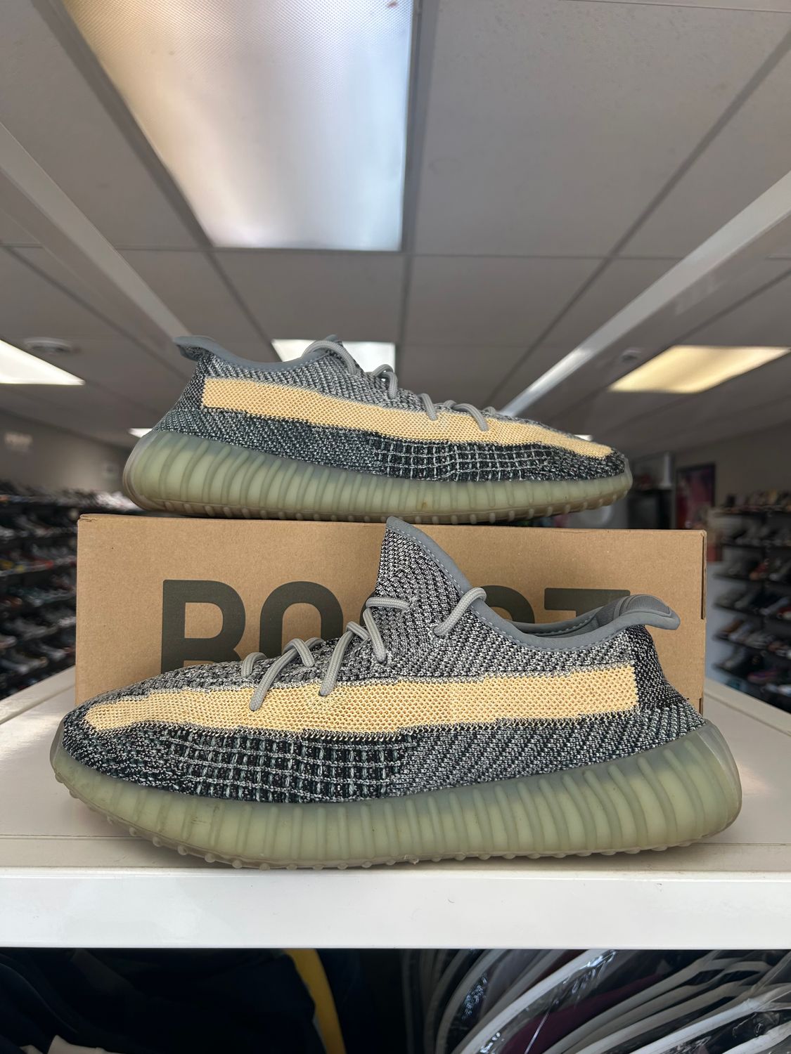 PO2 ADIDAS YEEZY 350 V2 ASH BLUE SIZE 10.5