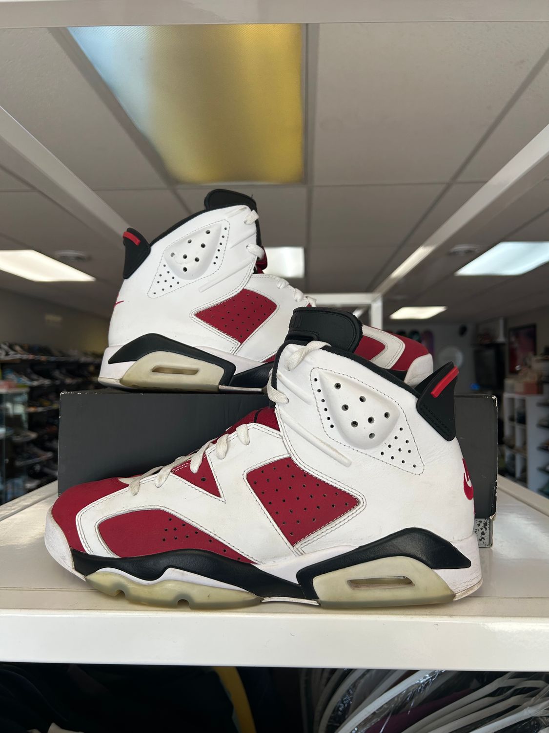 PO AIR JORDAN 6 CARMINE (2021) SIZE 10.5