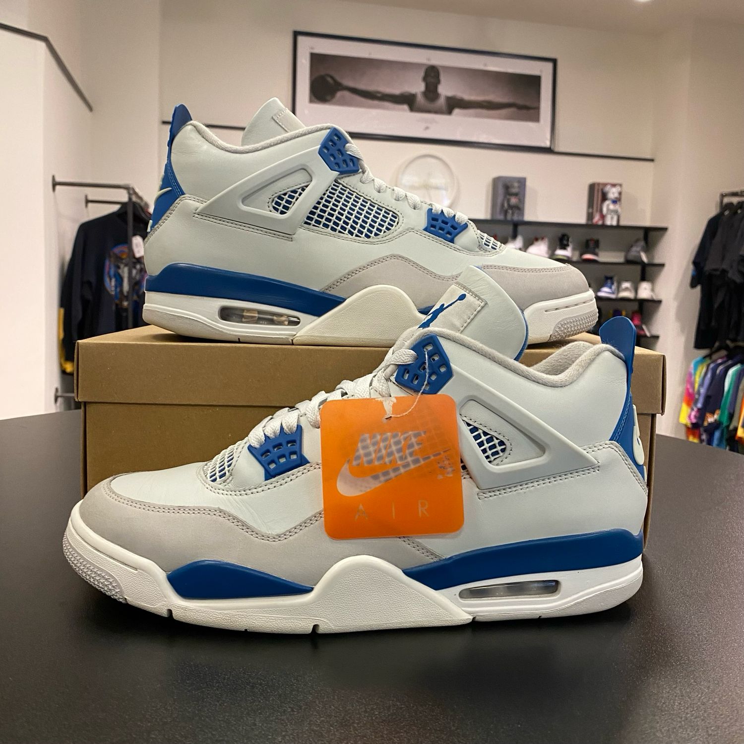 PO2 AIR JORDAN 4 MILITARY BLUE SIZE 12