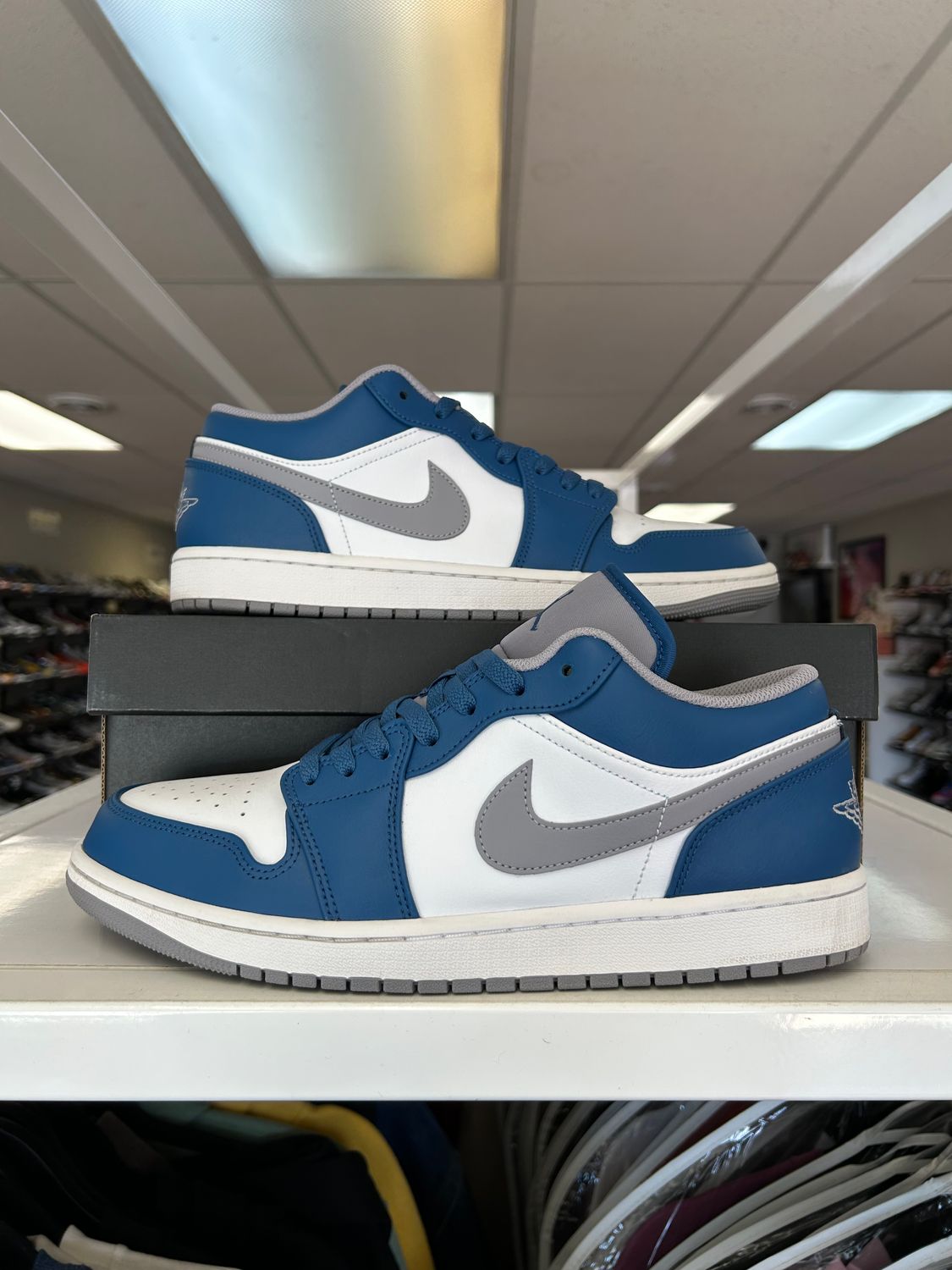 PO AIR JORDAN 1 LOW TRUE BLUE SIZE 11