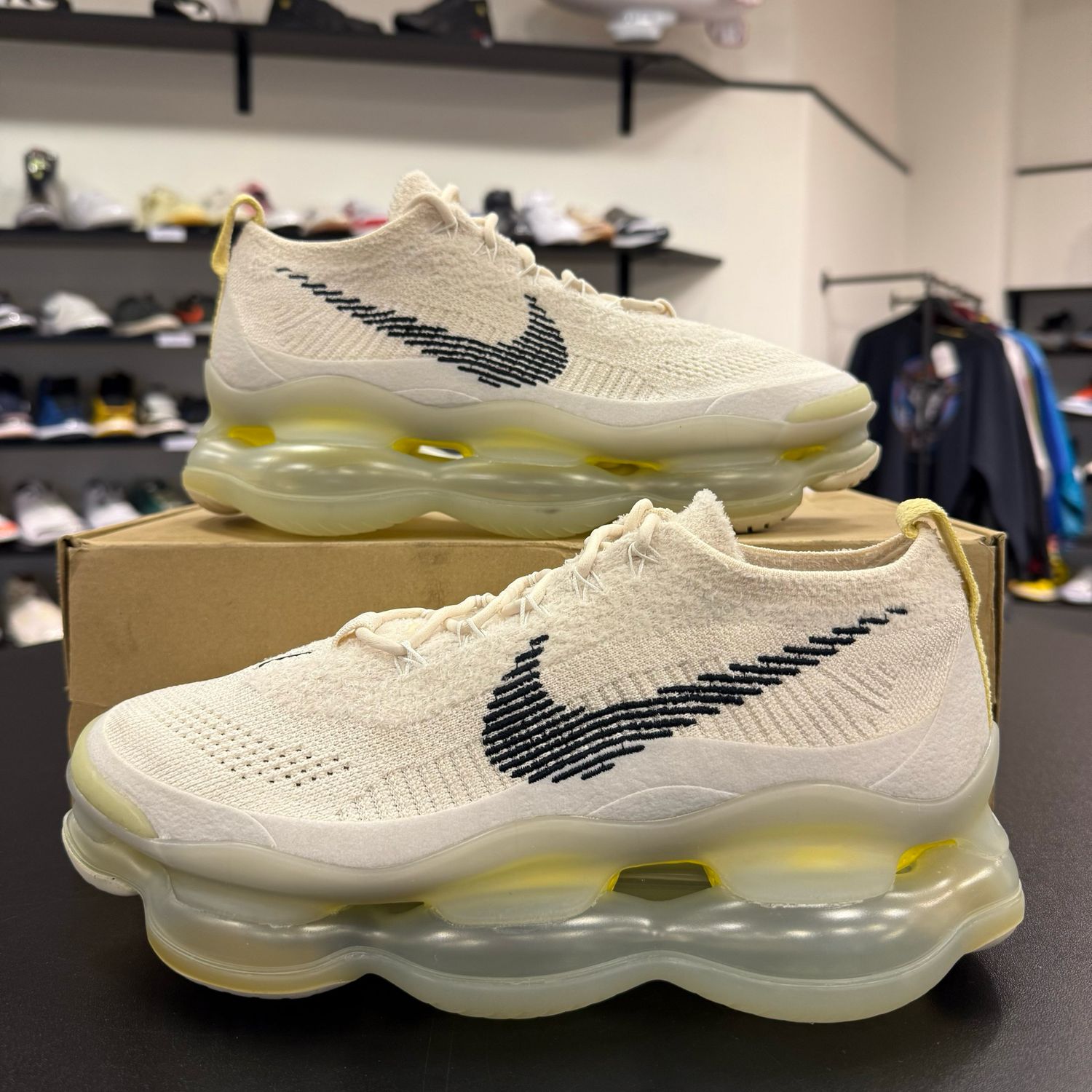 NEW NIKE AIR MAX SCORPION FK LEMON WASH