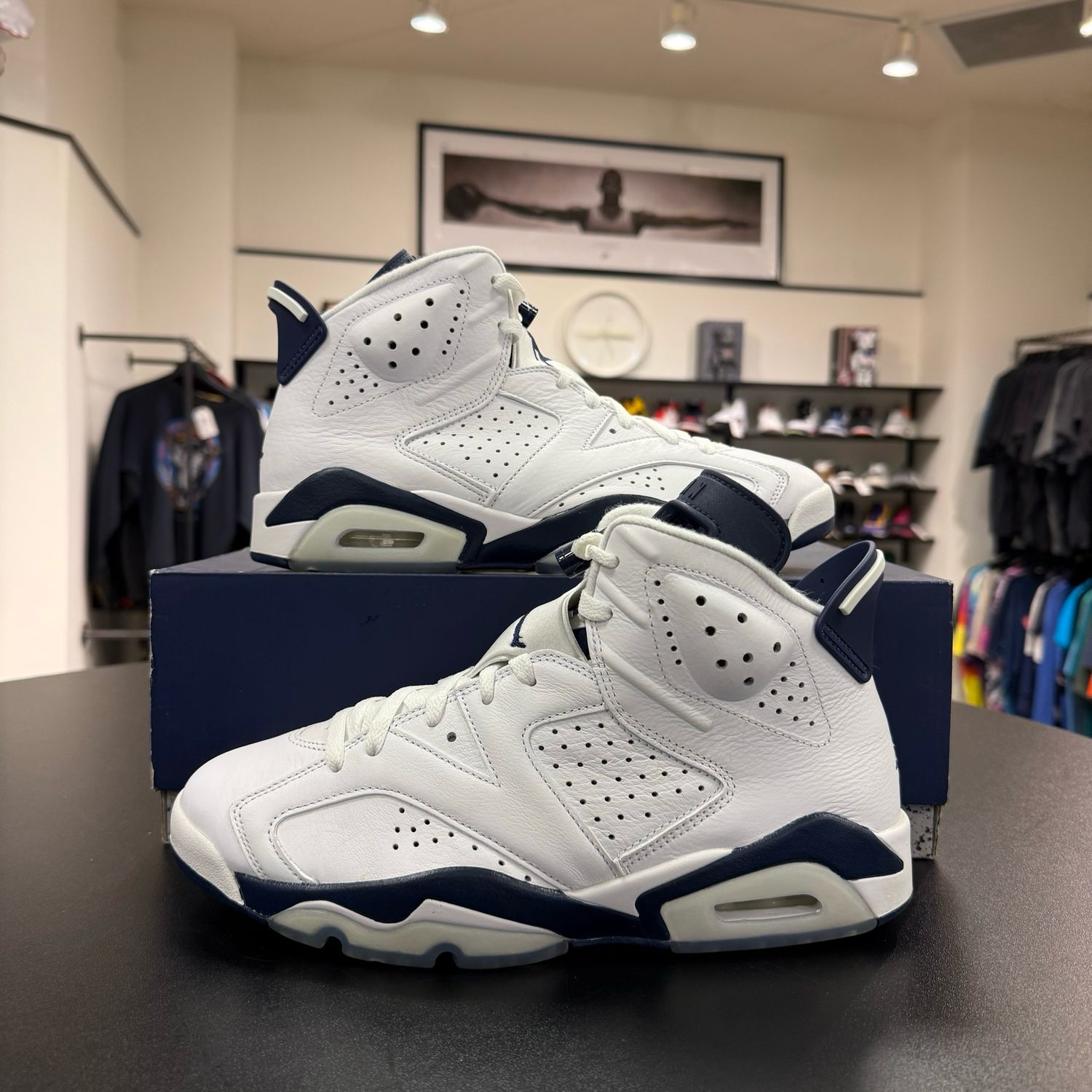 PO AIR JORDAN 6 MIDNIGHT NAVY SIZE 9
