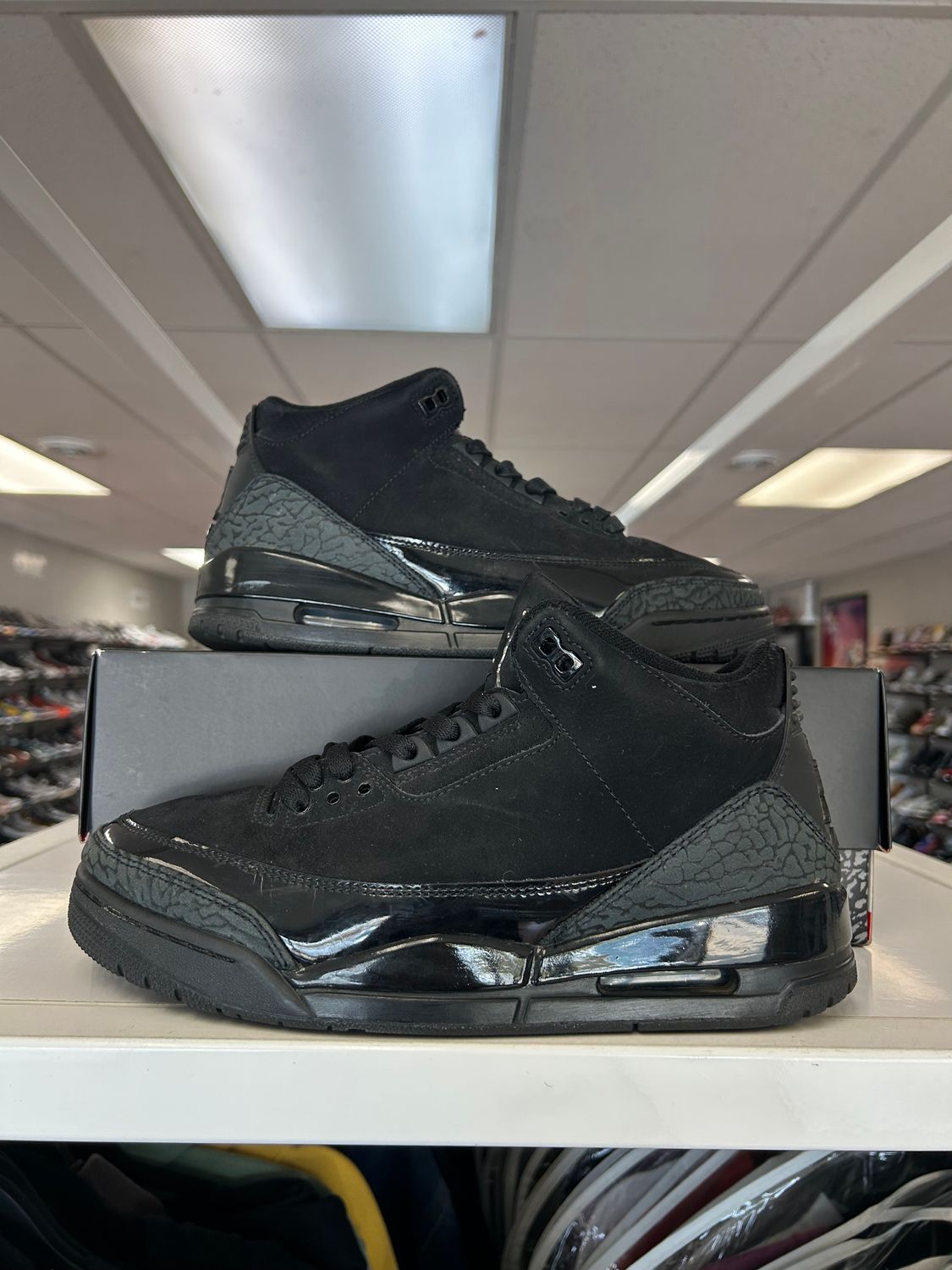 PO AIR JORDAN 3 BLACK CAT (2025) SIZE 9