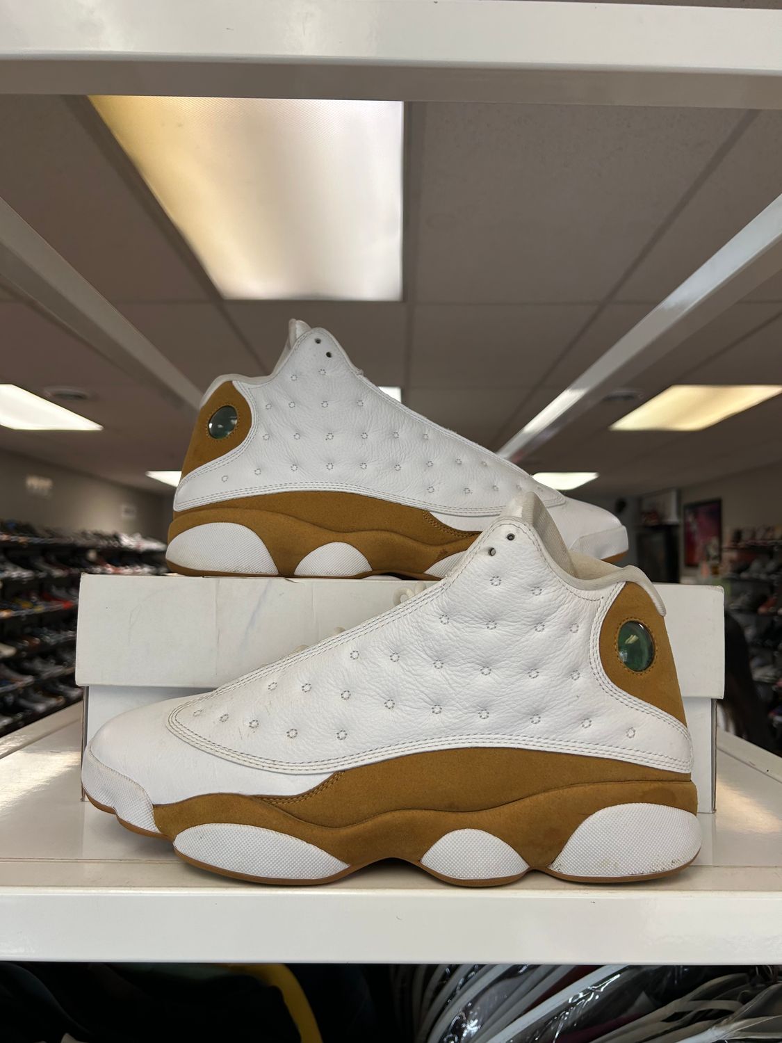 PO AIR JORDAN 13 RETRO WHEAT (2023) SIZE 12