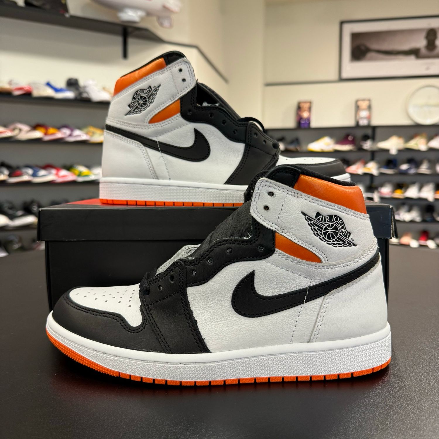 NEW AIR JORDAN 1 ELECTRO ORANGE